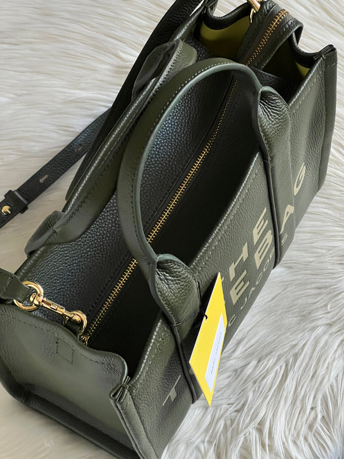 Marc Jacobs The Leather Medium Tote Bag