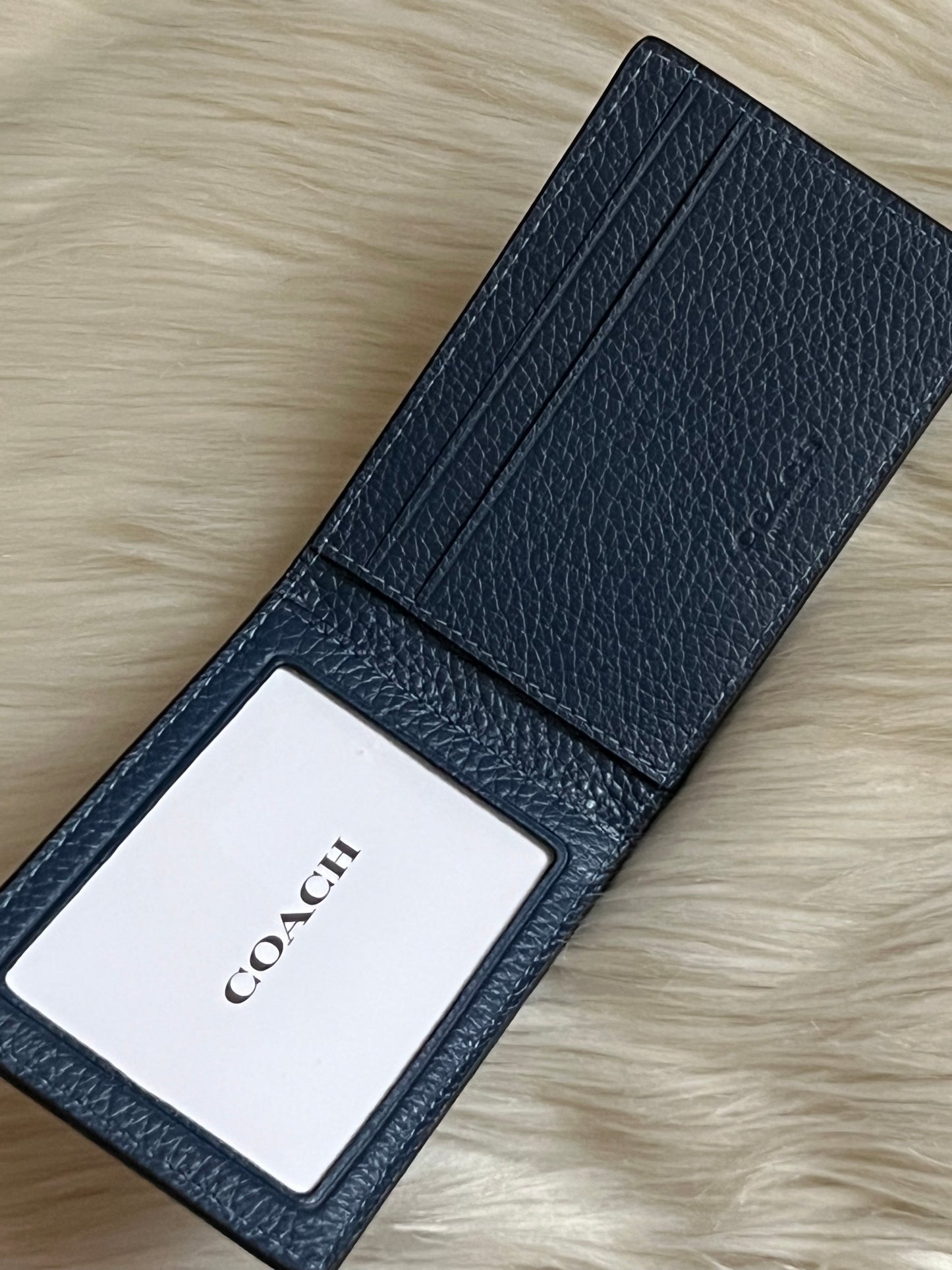 Coach Men’s Compact Billfold Wallet