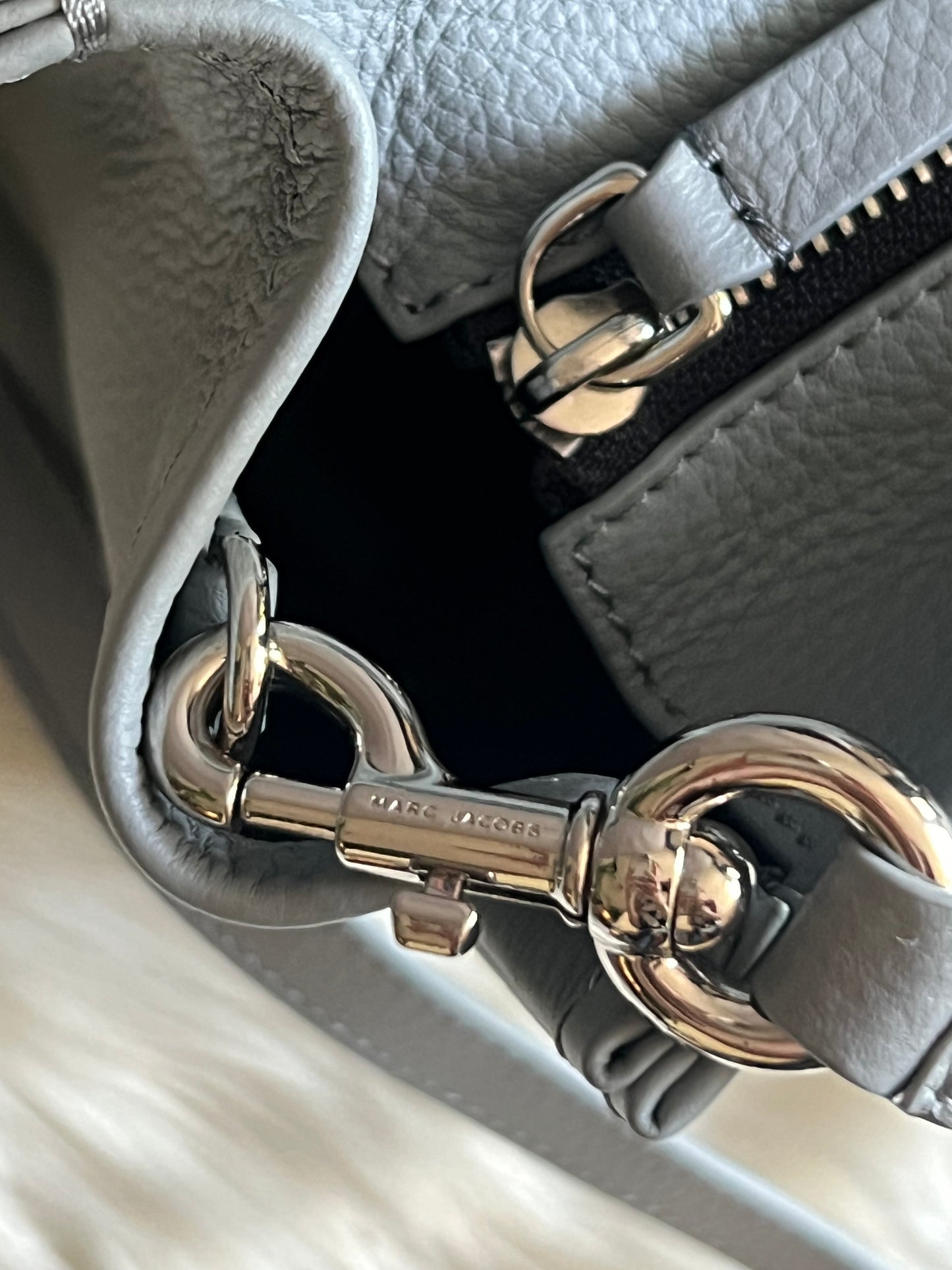 Marc Jacobs The Leather Small Tote Bag