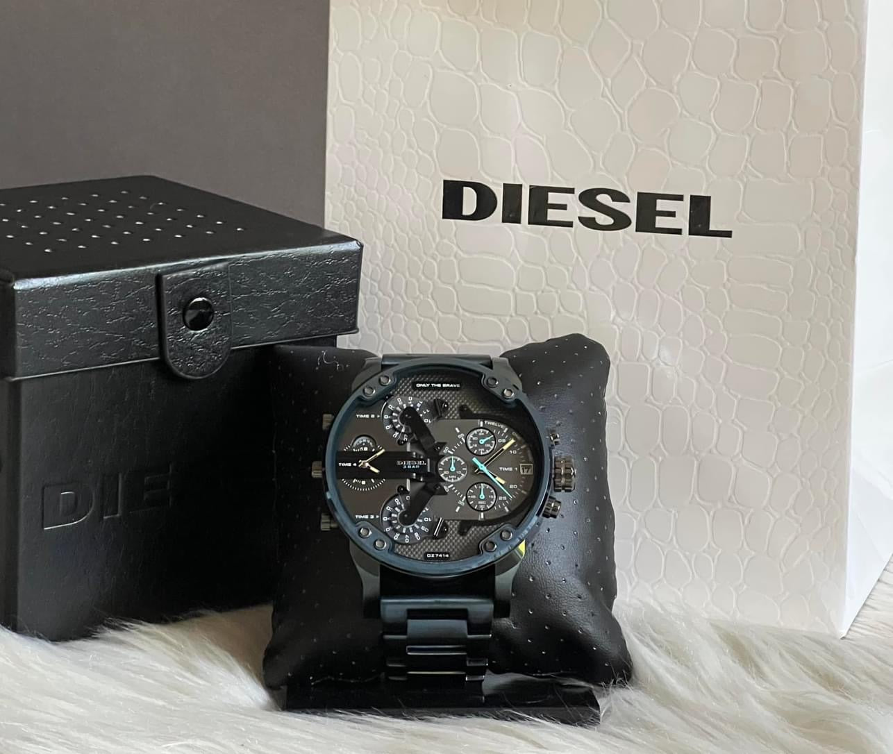 Diesel Men’s Mr. Daddy 2.0 Chronograph Grey Dial Watch