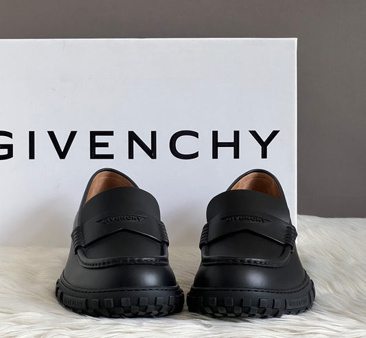 Givenchy Echo Leather Men’s Loafers