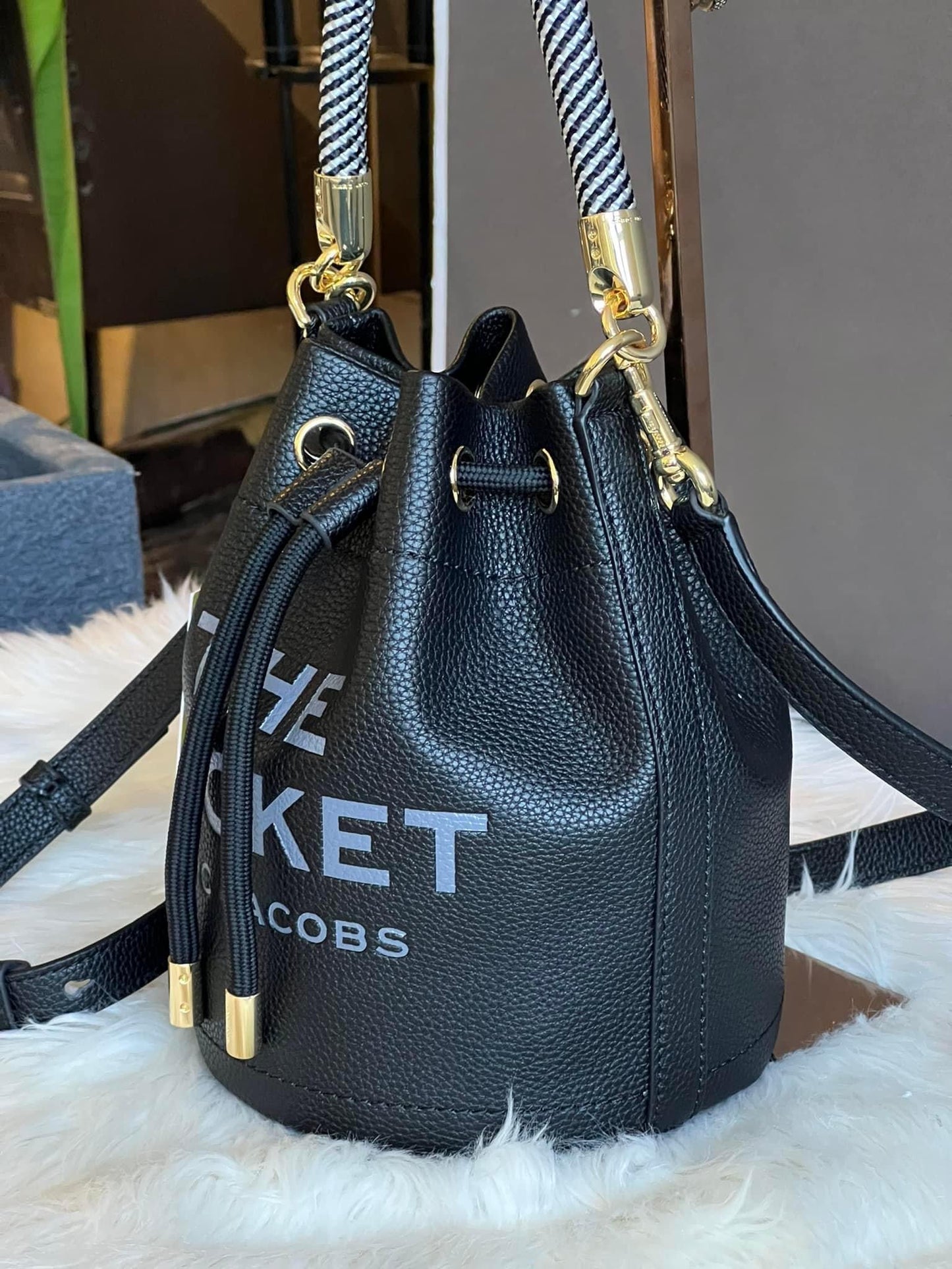 Marc Jacobs The Leather Bucket Bag