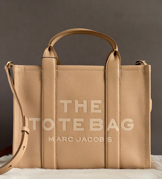 Marc Jacobs The Leather Medium Tote Bag