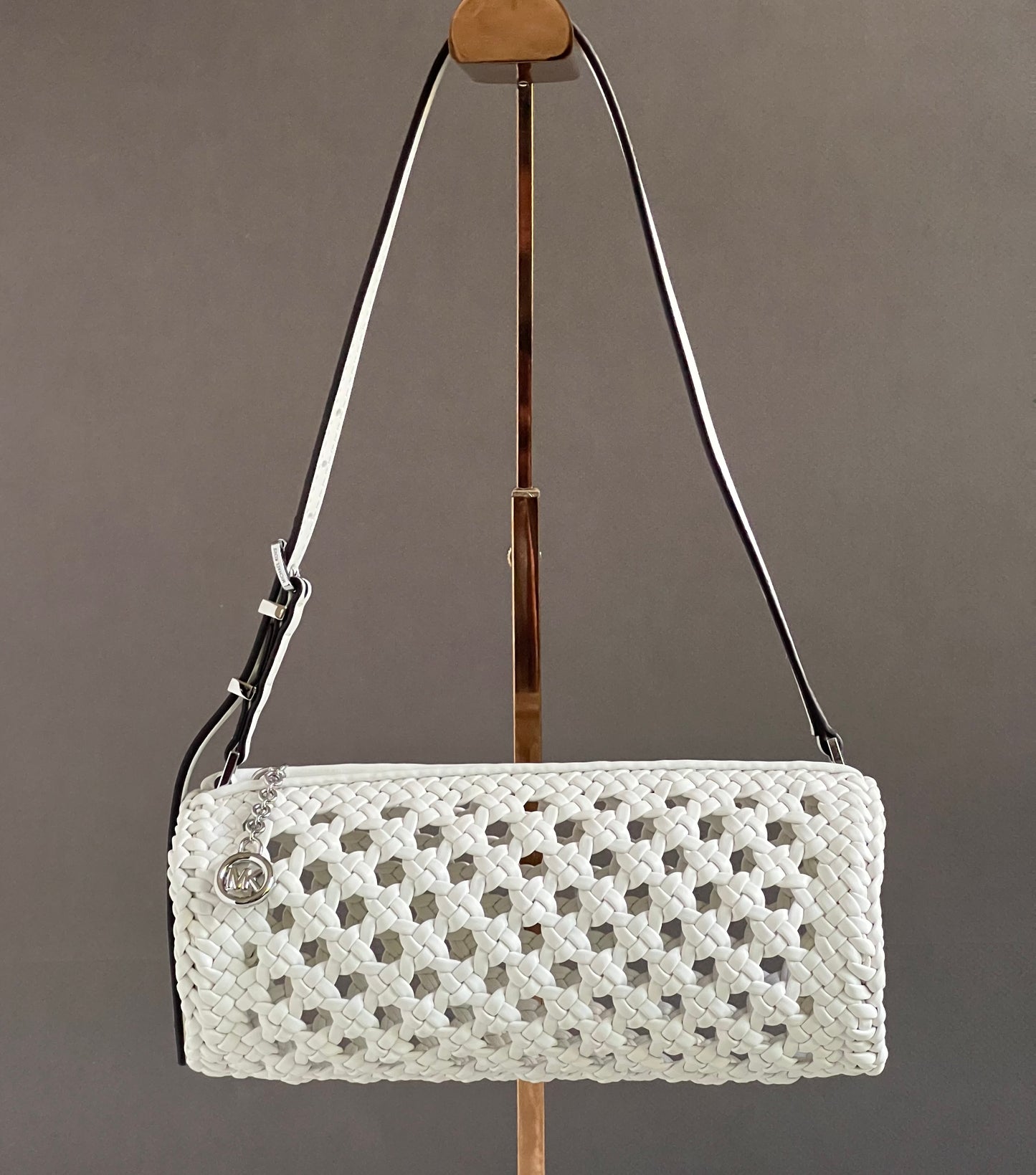 Michael Kors Izzy Small Crocheted Barrel Pochette