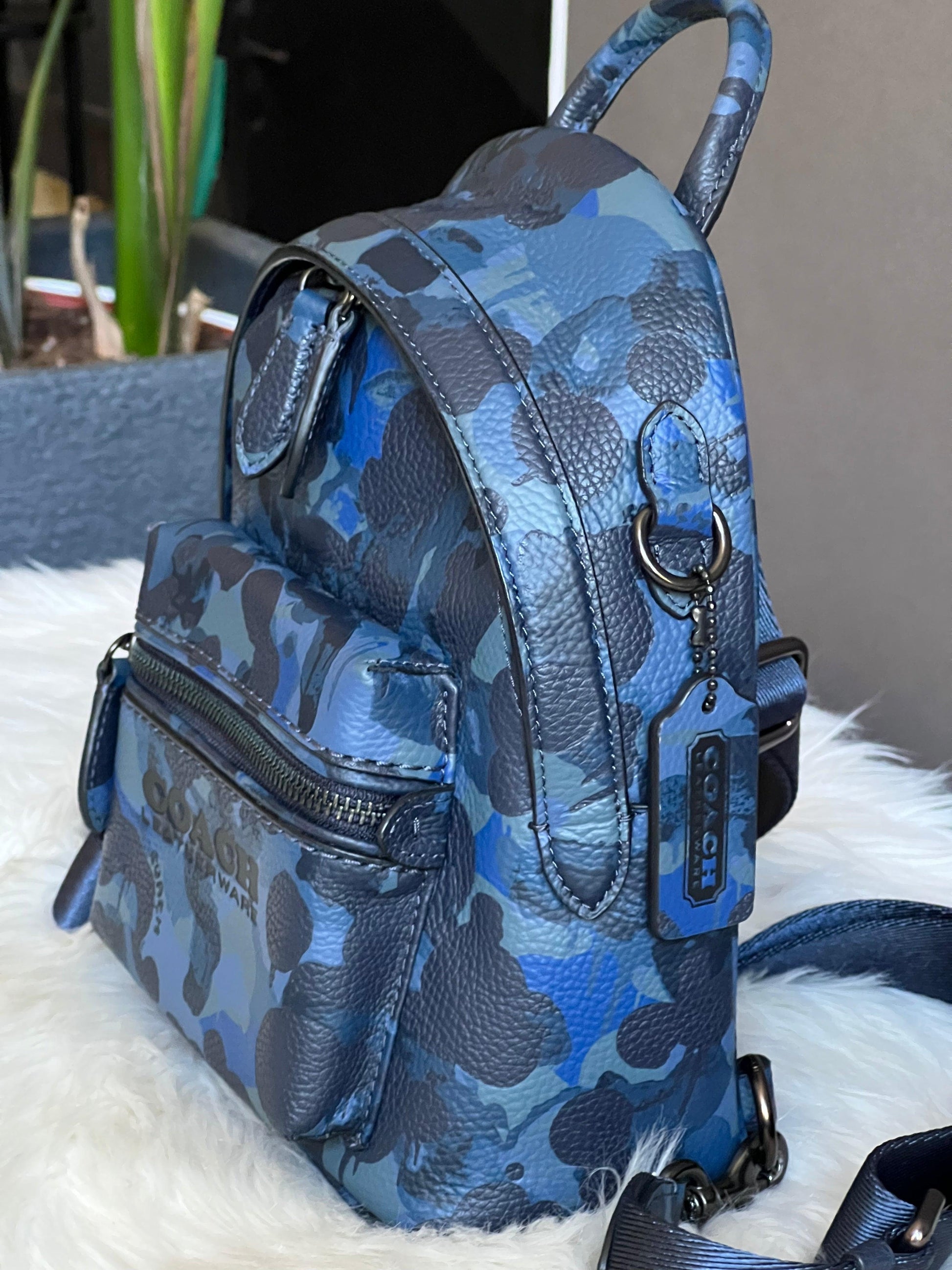 coach charter 18 backpack Coach Charter Backpack 18 with Camo Print – Club de Mode