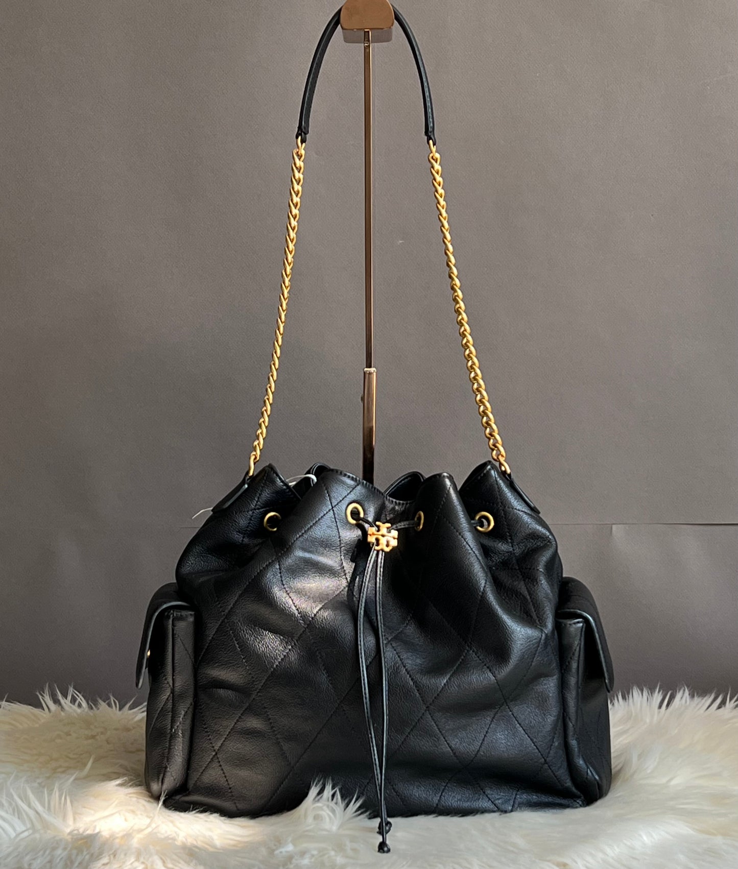 Tory Burch Charlie Large Quilted Drawstring Shoulder Bag