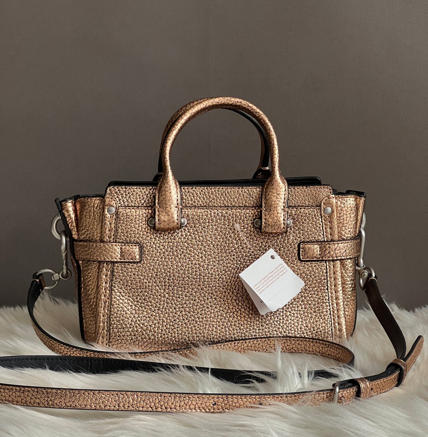 Coach Swagger 20 in Pebble Leather