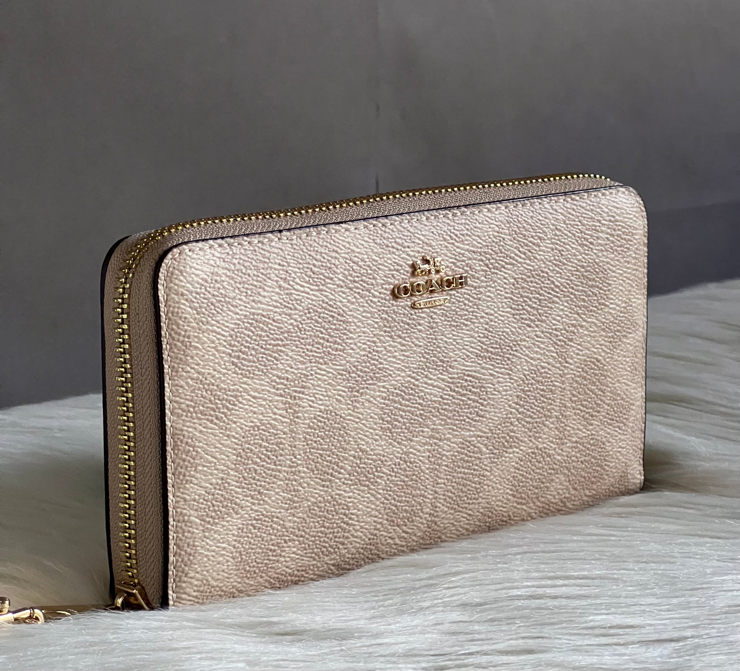 Coach Long Zip Around Wallet In Signature Canvas