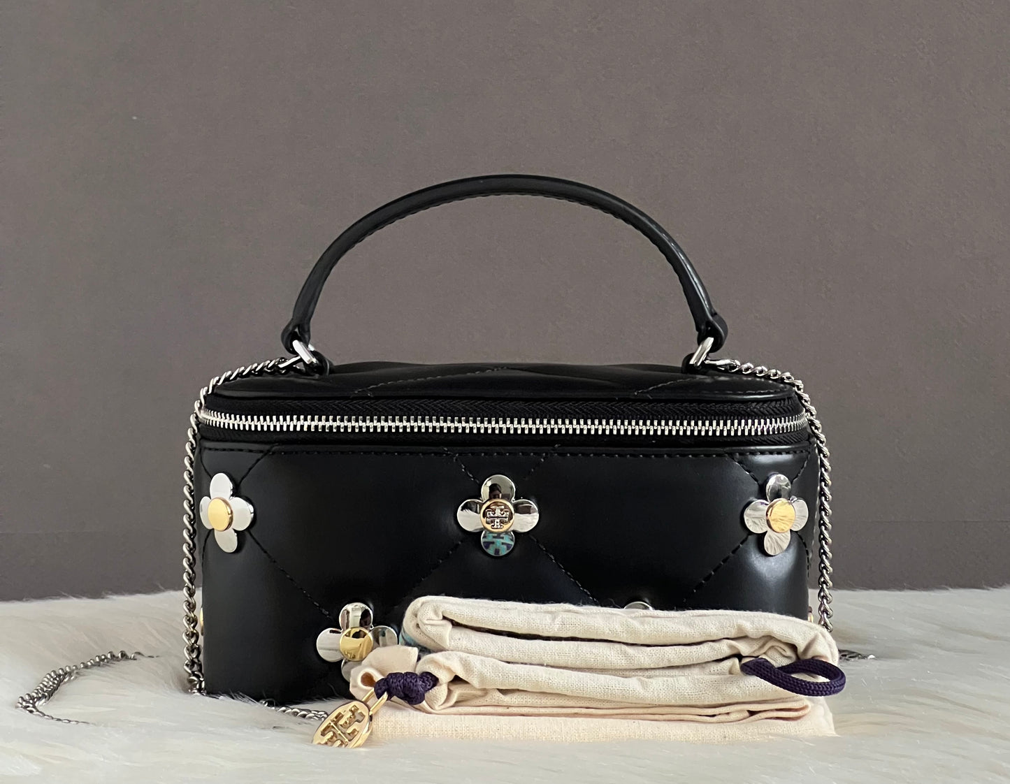 Tory Burch Kira Diamond Quilt Clover Vanity Case