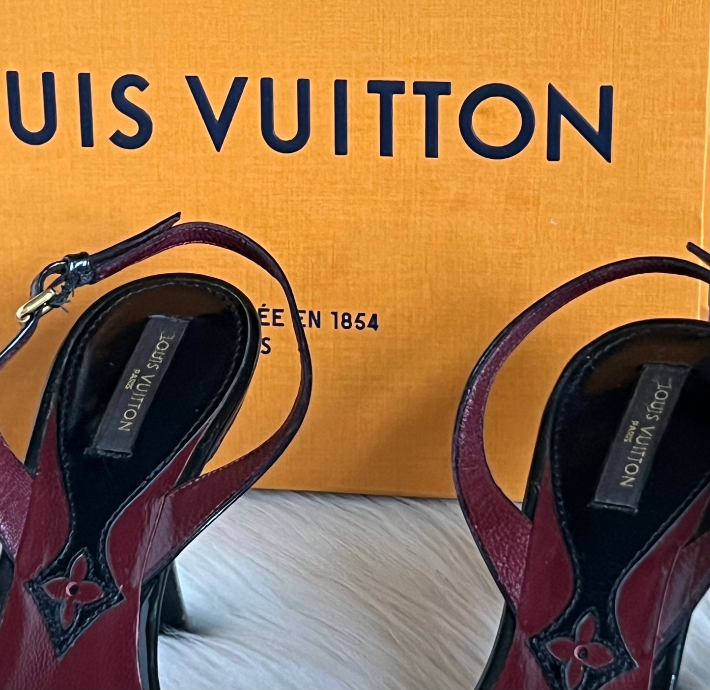 Louis Vuitton Purple Velvet Bow Patent Pumps