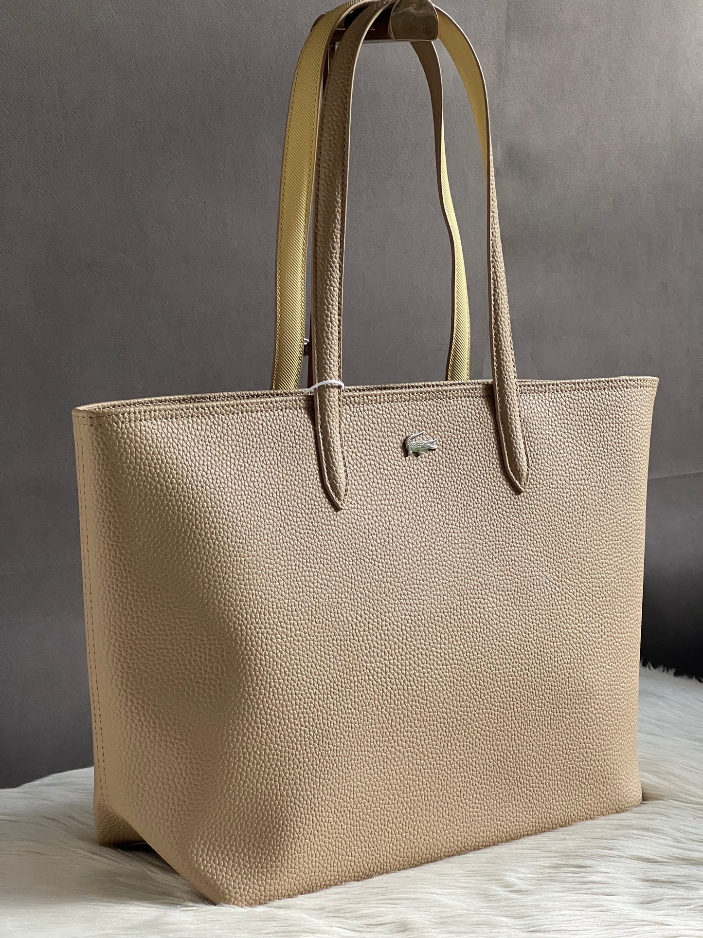 Lacoste Women’s Anna Zip Tote Bag