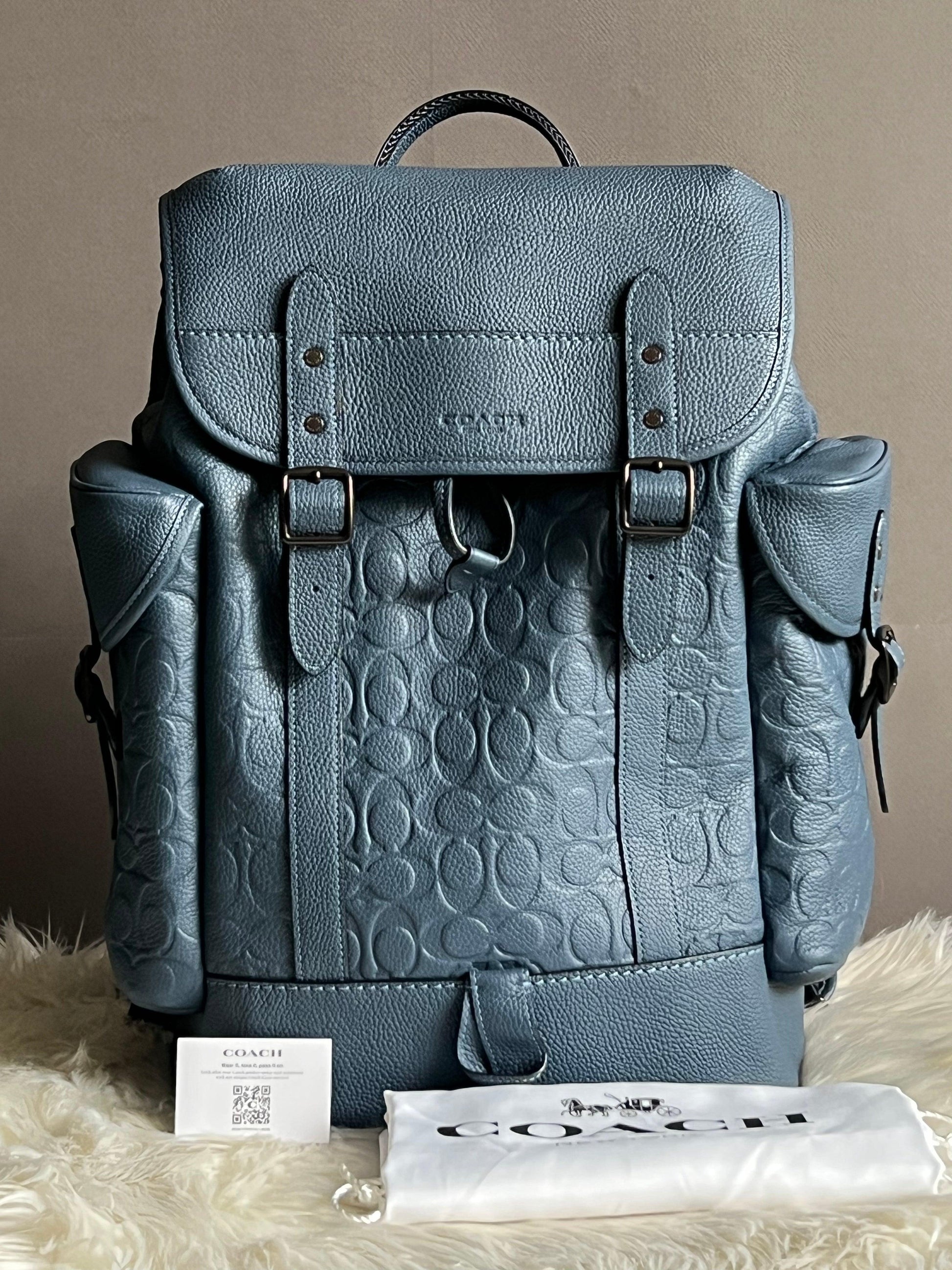 Coach Hitch Backpack in Signature Leather – Club de Mode Coach Hitch Backpack in Signature Leather – Club de Mode