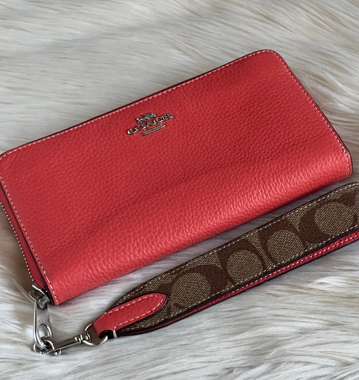 Coach Long Zip Around Wallet In Signature Canvas