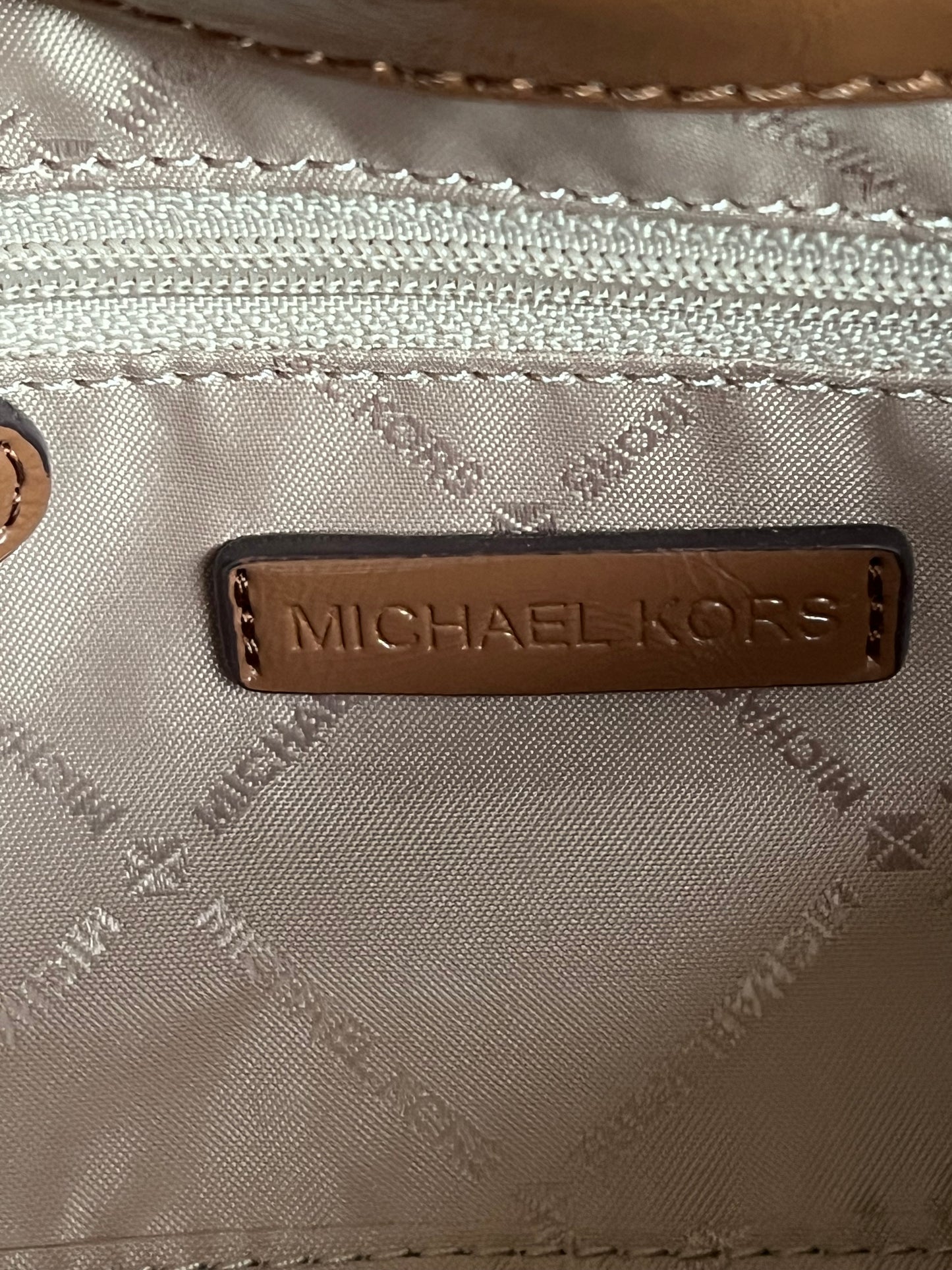 Michael Kors Matilda Small Cinched Crossbody Bag