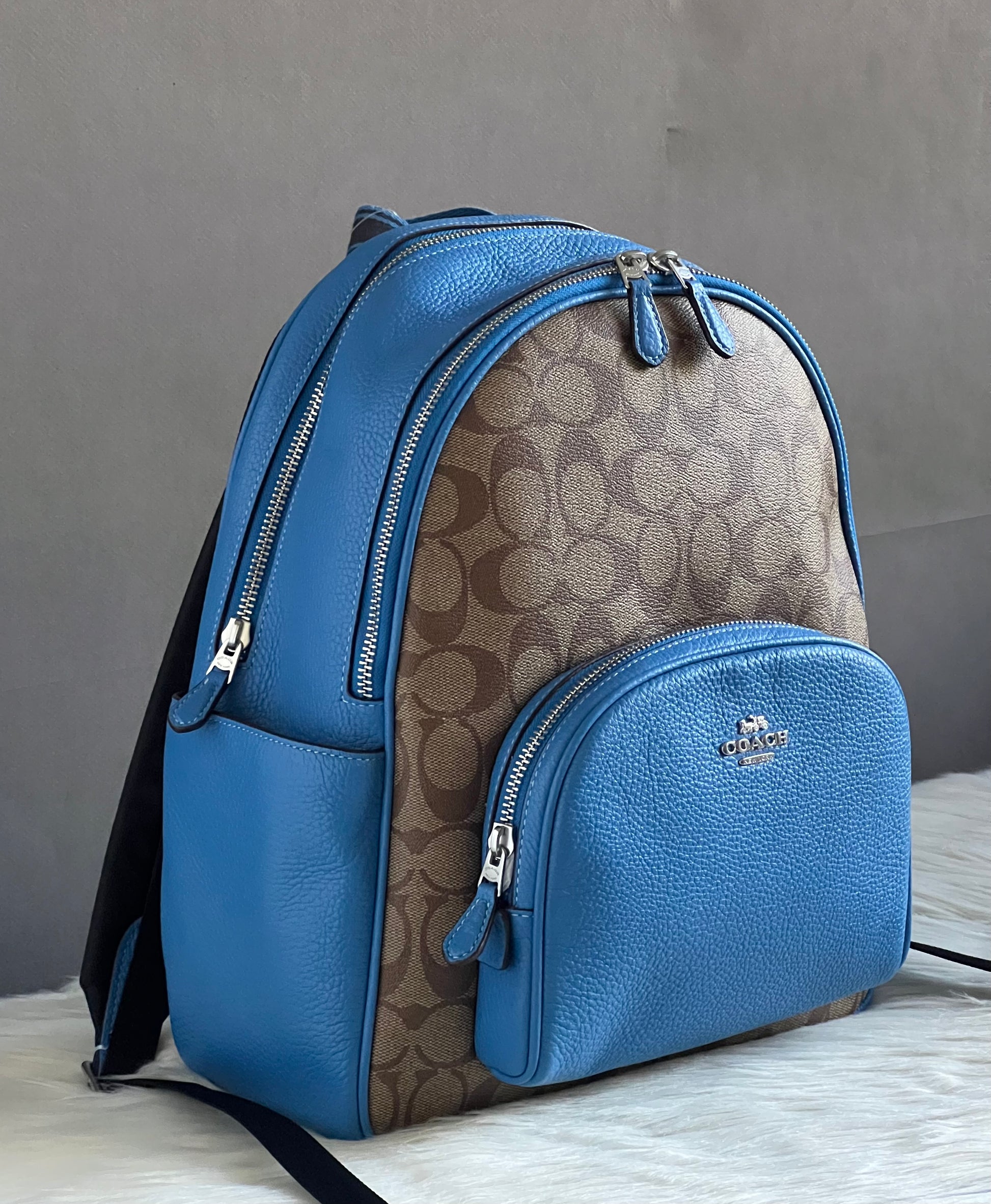 Coach Court Backpack In Signature Canvas – Club de Mode