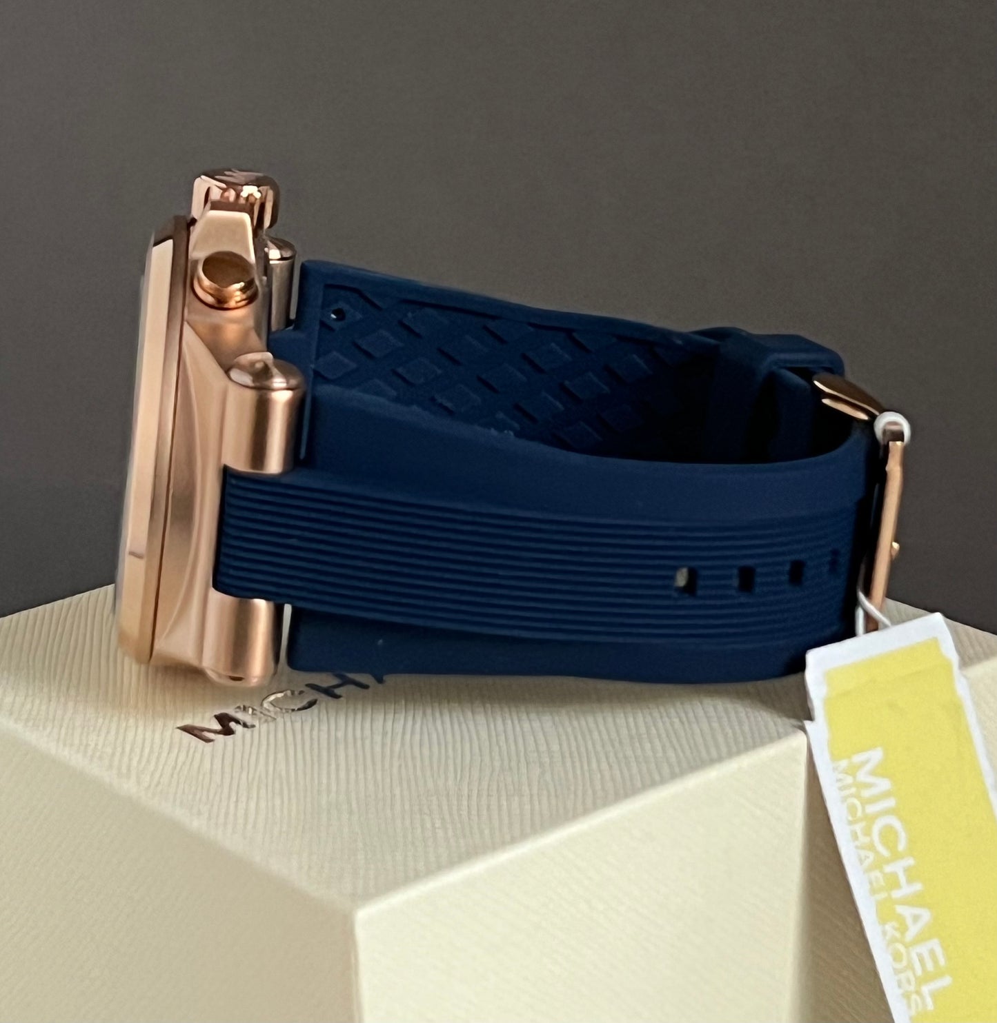 Michael Kors Men’s Dylan Rose Gold-Tone with Navy Silicone Strap