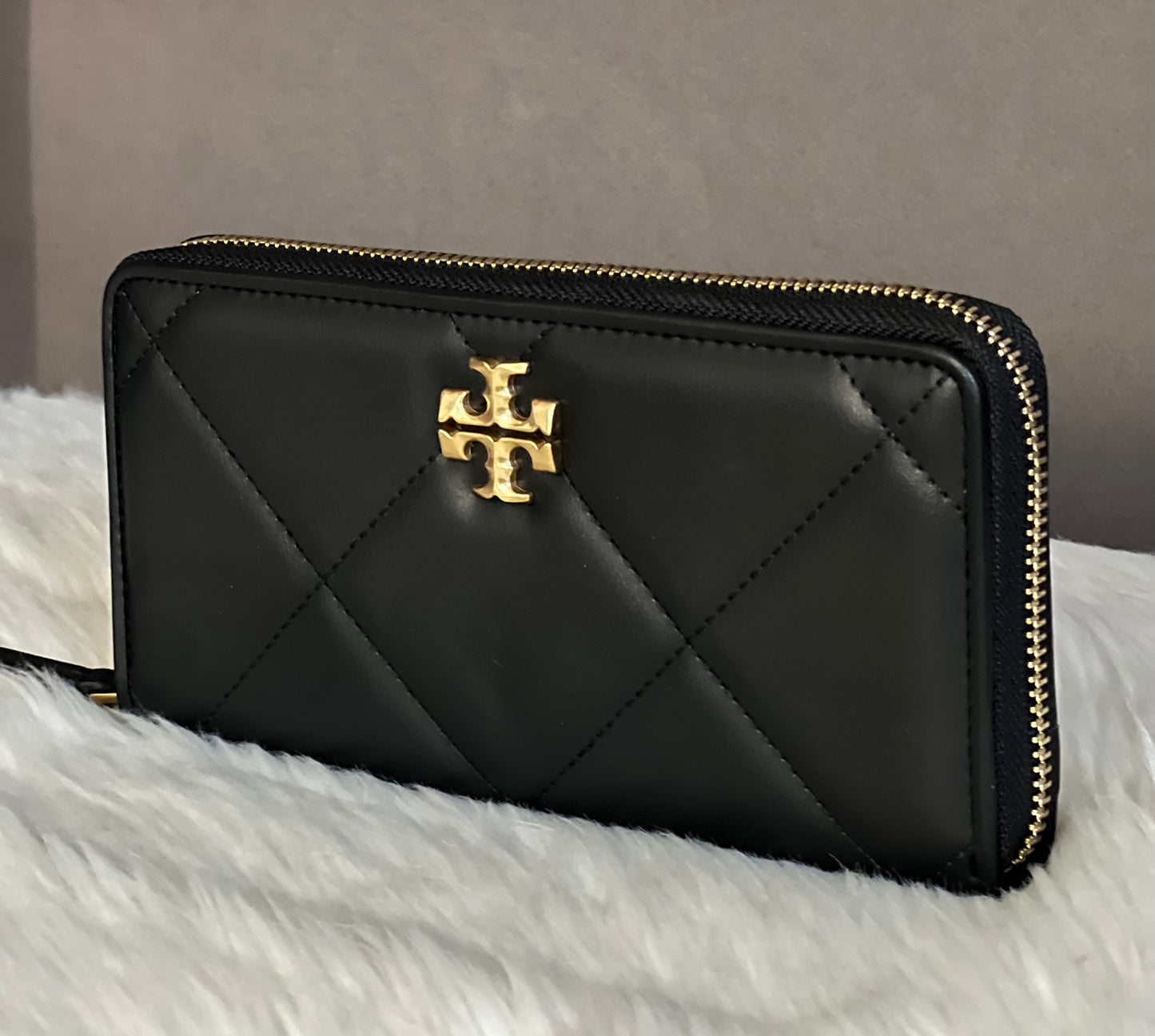 Tory Burch Kira Diamond Quilted Zip Continental Wallet