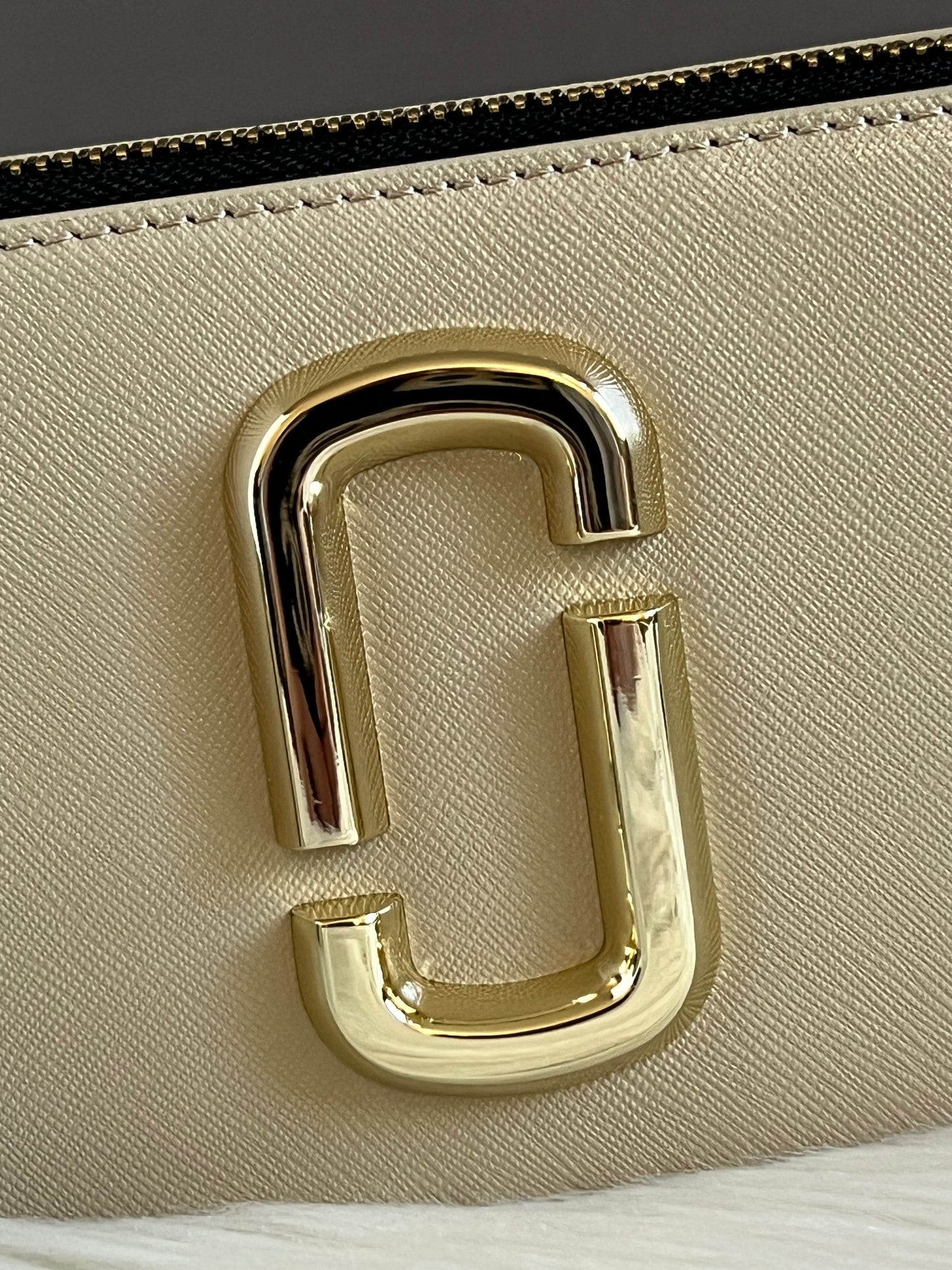 Marc Jacobs The Snapshot