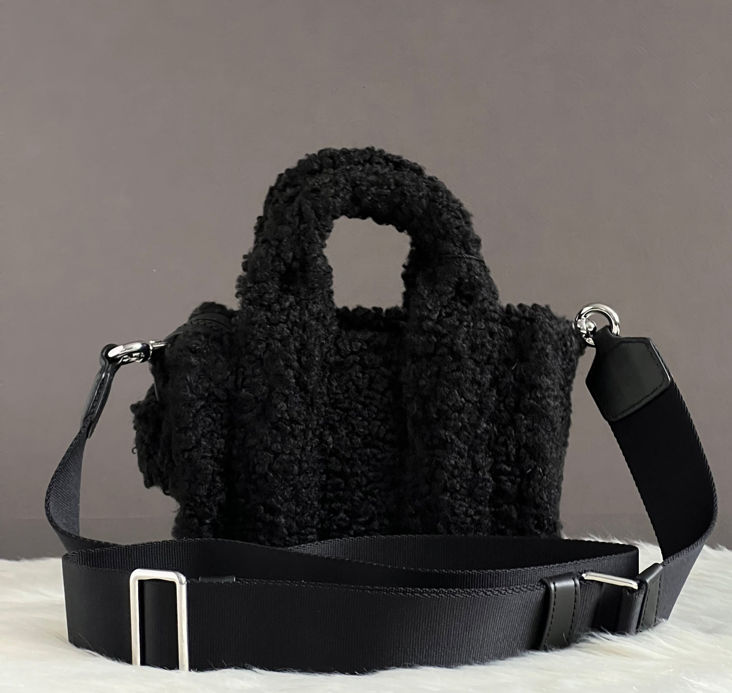 Marc Jacobs The Teddy Crossbody Tote Bag