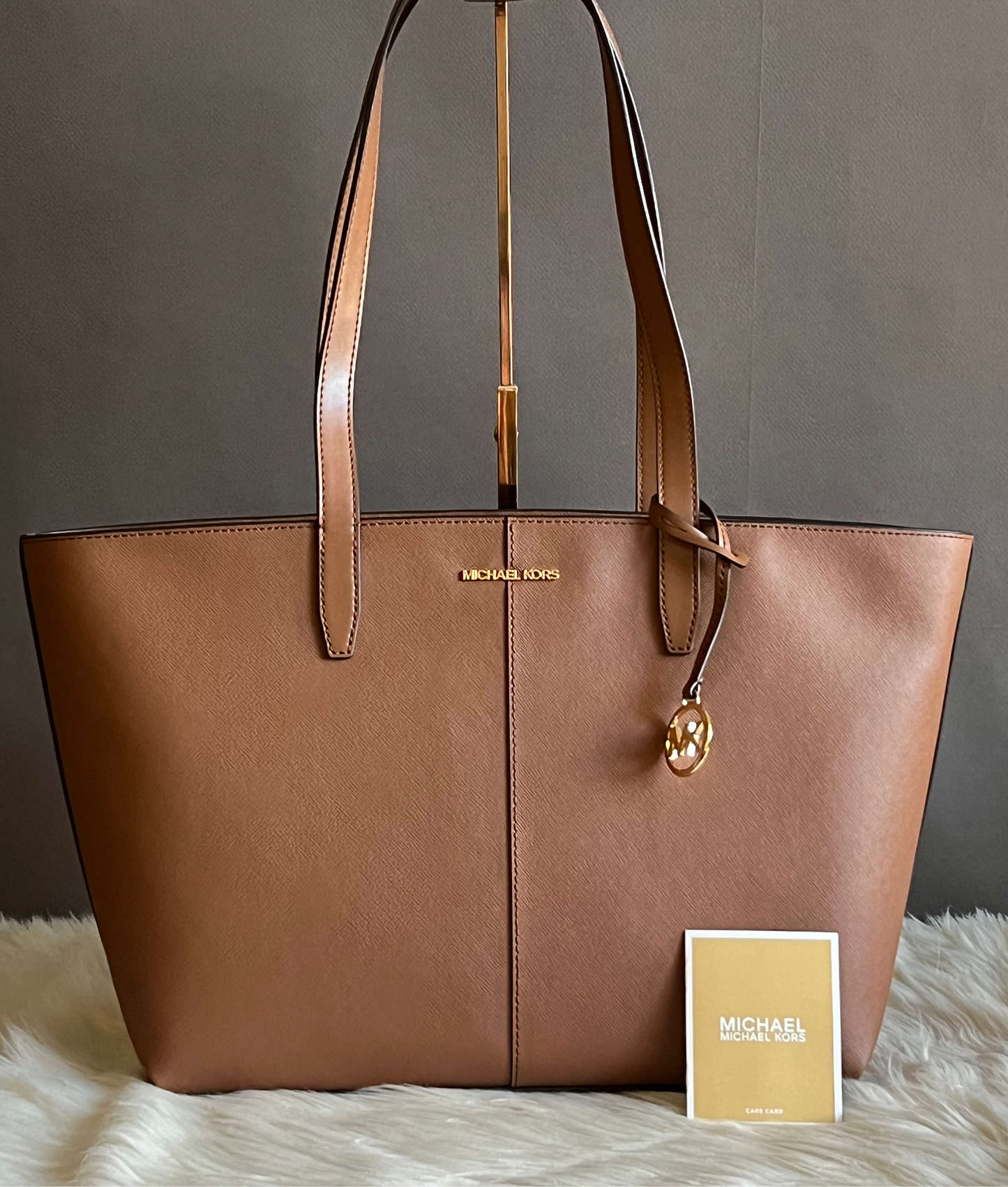 Michael Kors Jet Set Medium Tote Bag