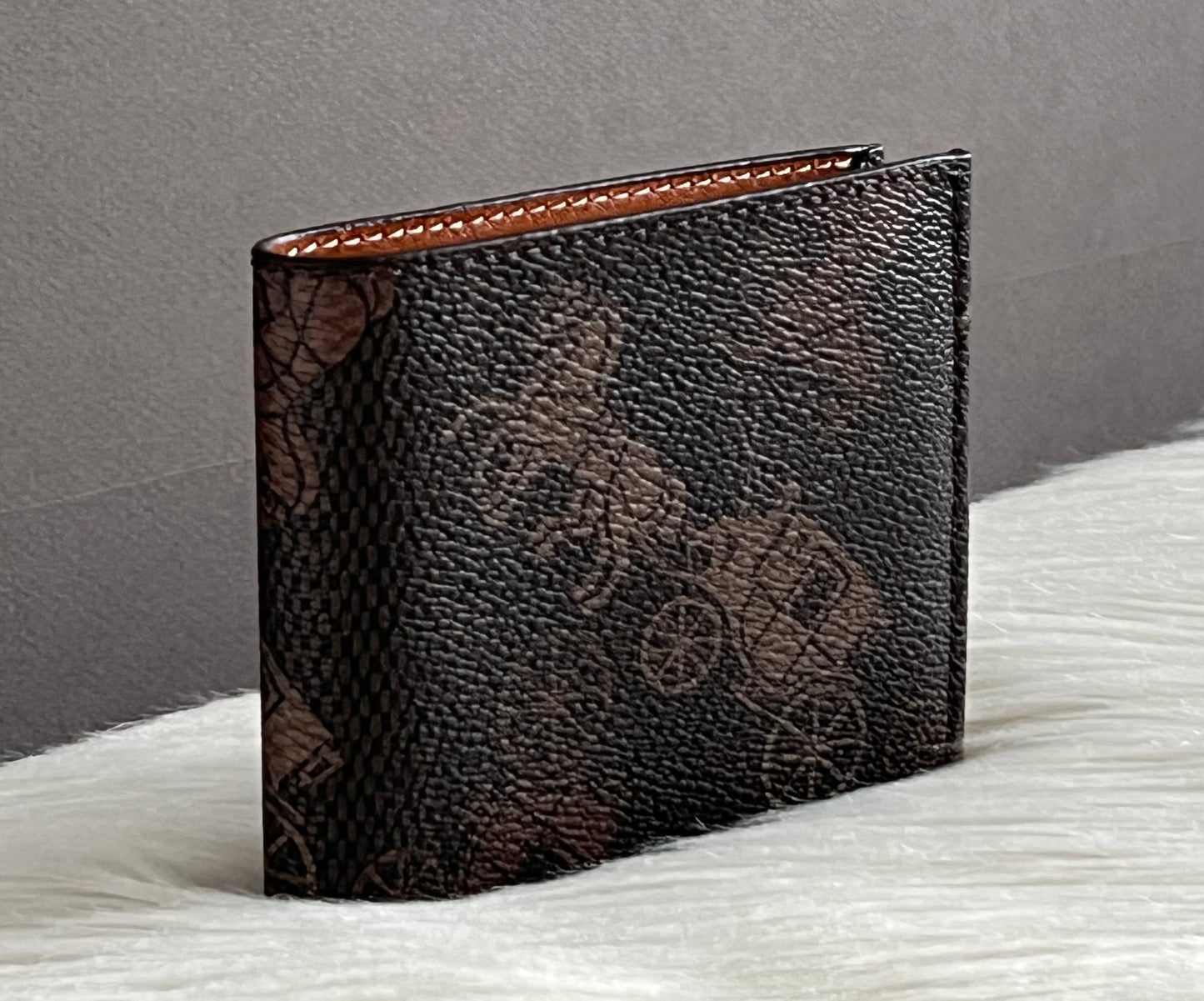 Coach Double Billfold Wallet With Large Horse And Carriage Print