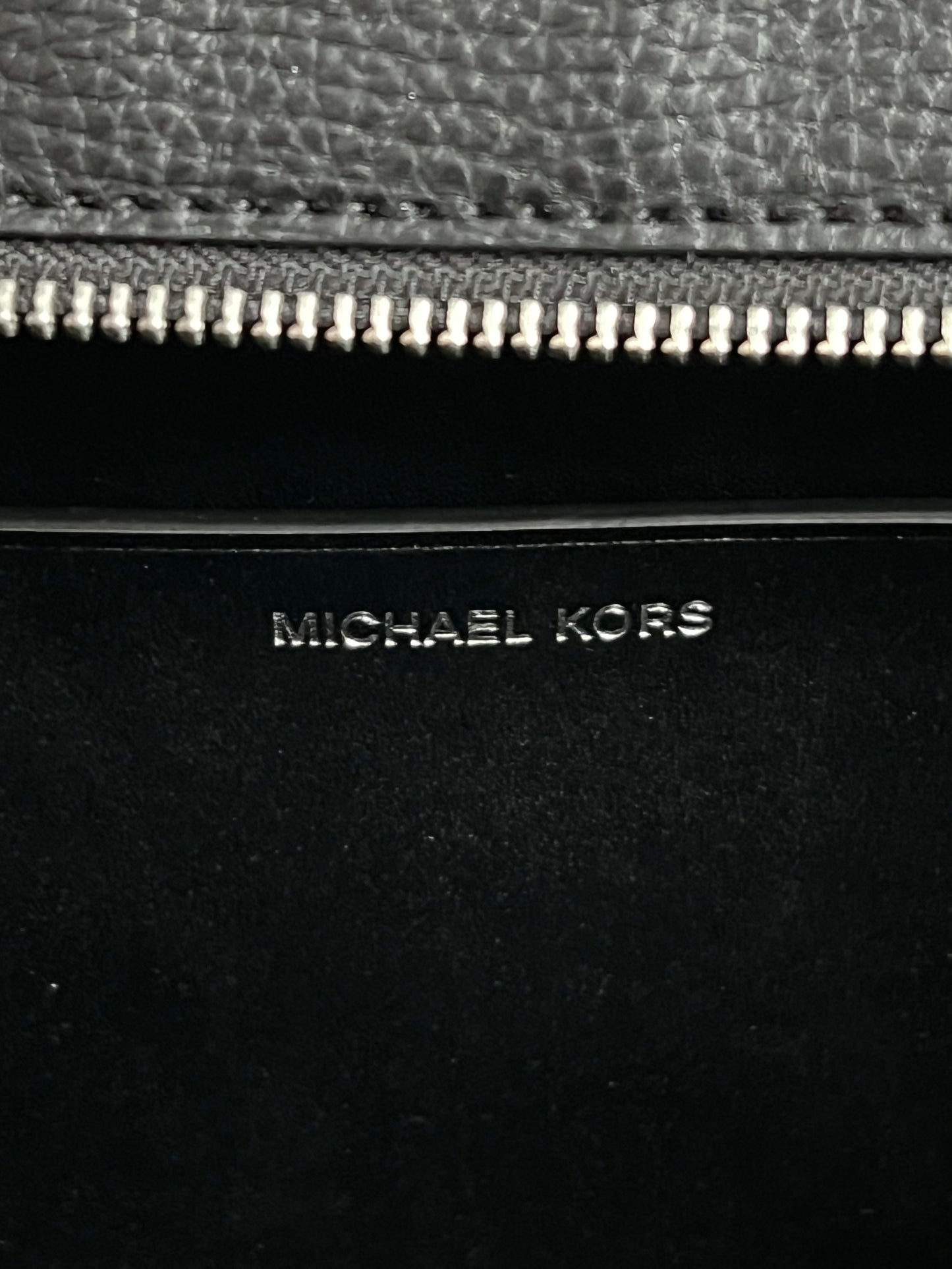 Michael Kors Evelyn Large Tote Bag