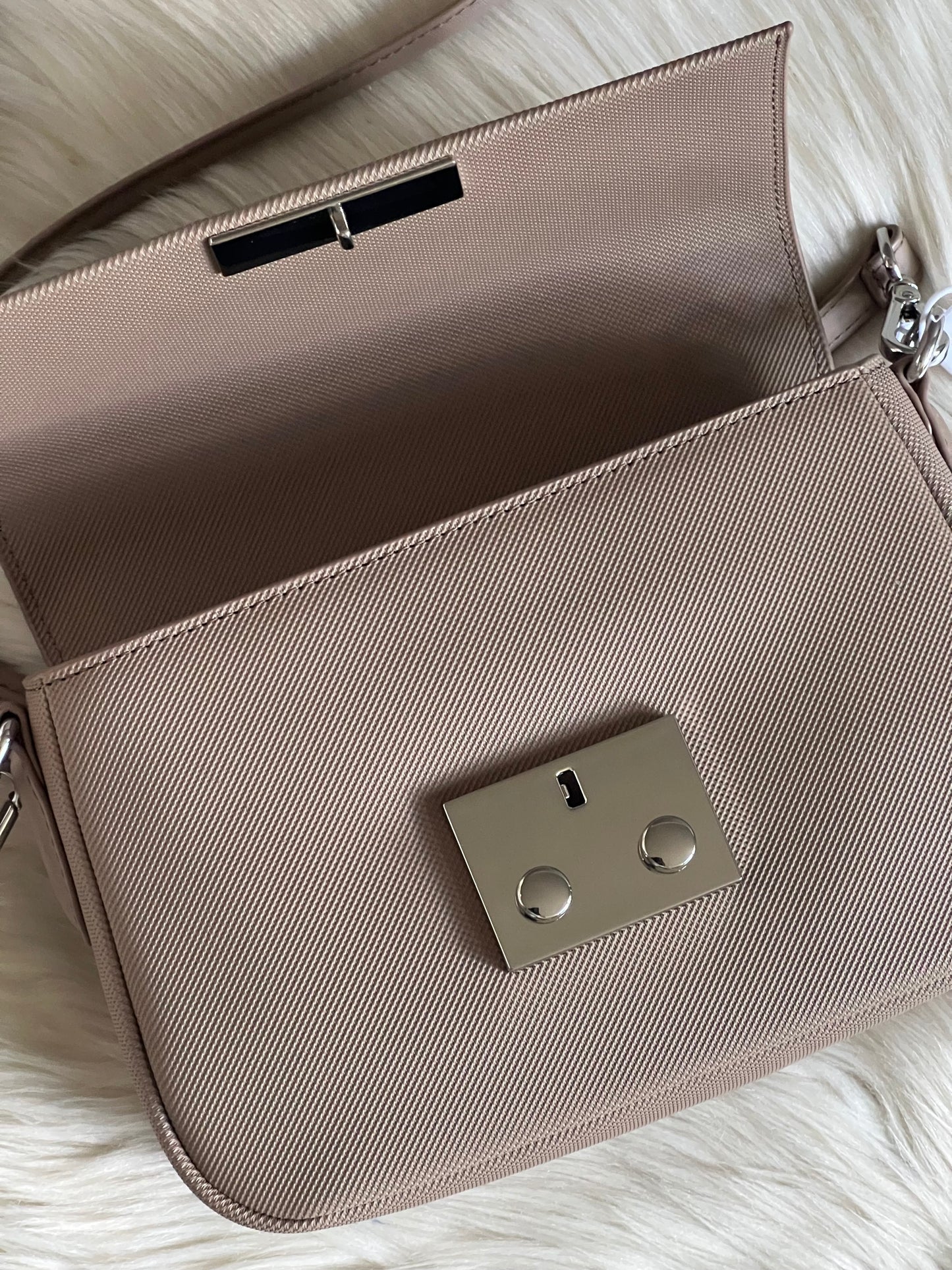 Lacoste Women's Flap Close Shoulder Bag