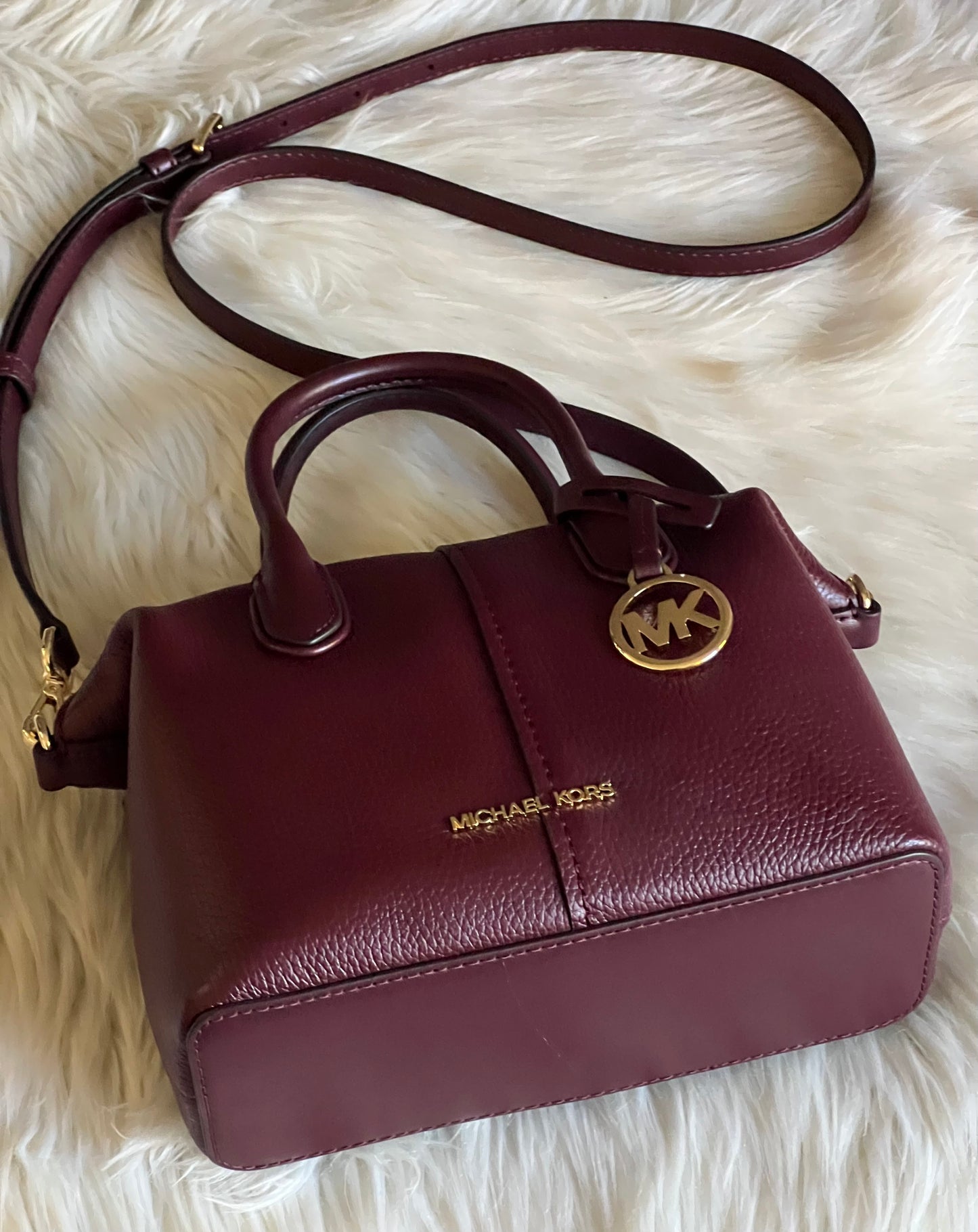 Michael Kors Hyde Small Pebbled Satchel