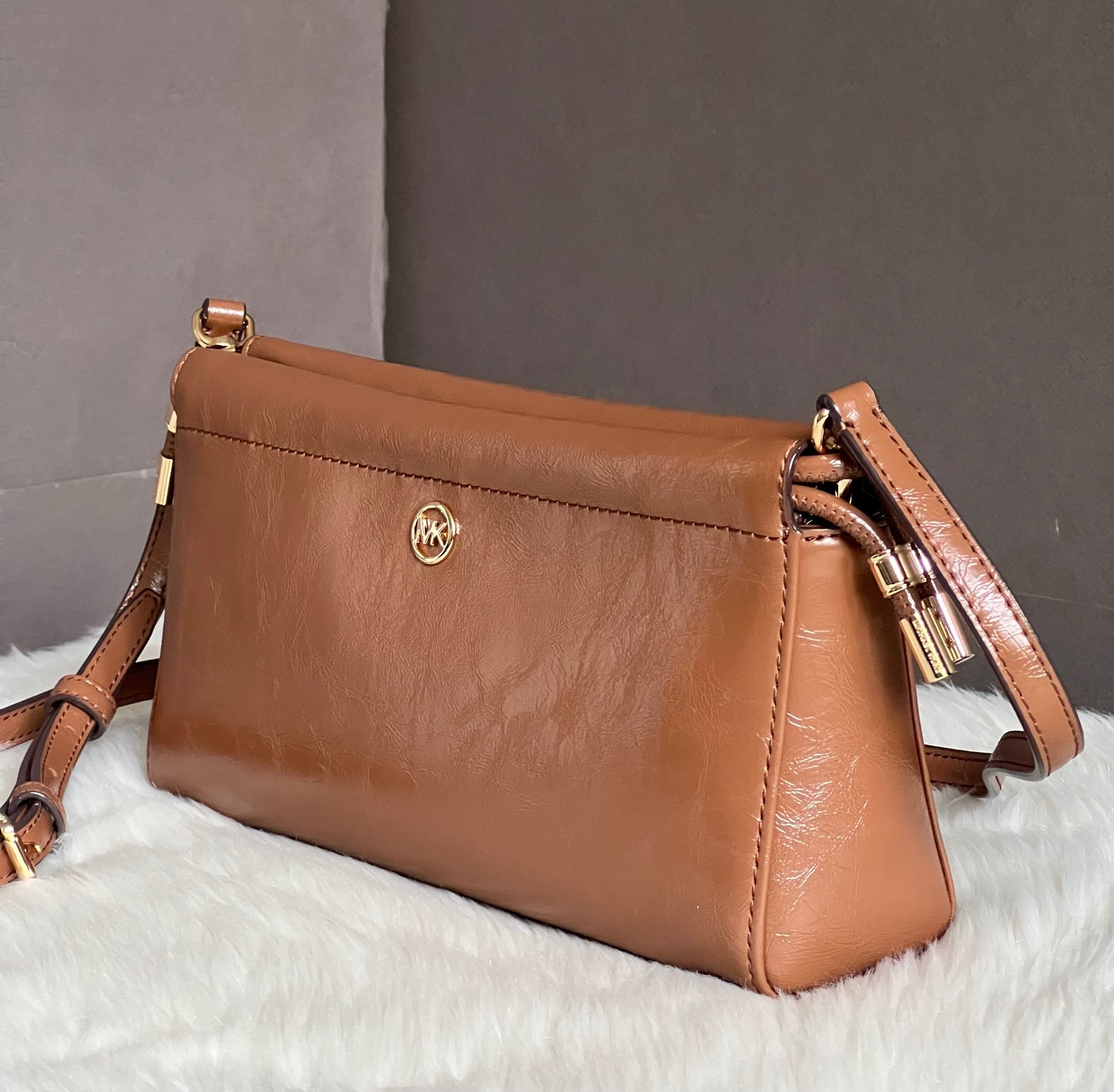 Michael Kors Matilda Small Cinched Crossbody Bag