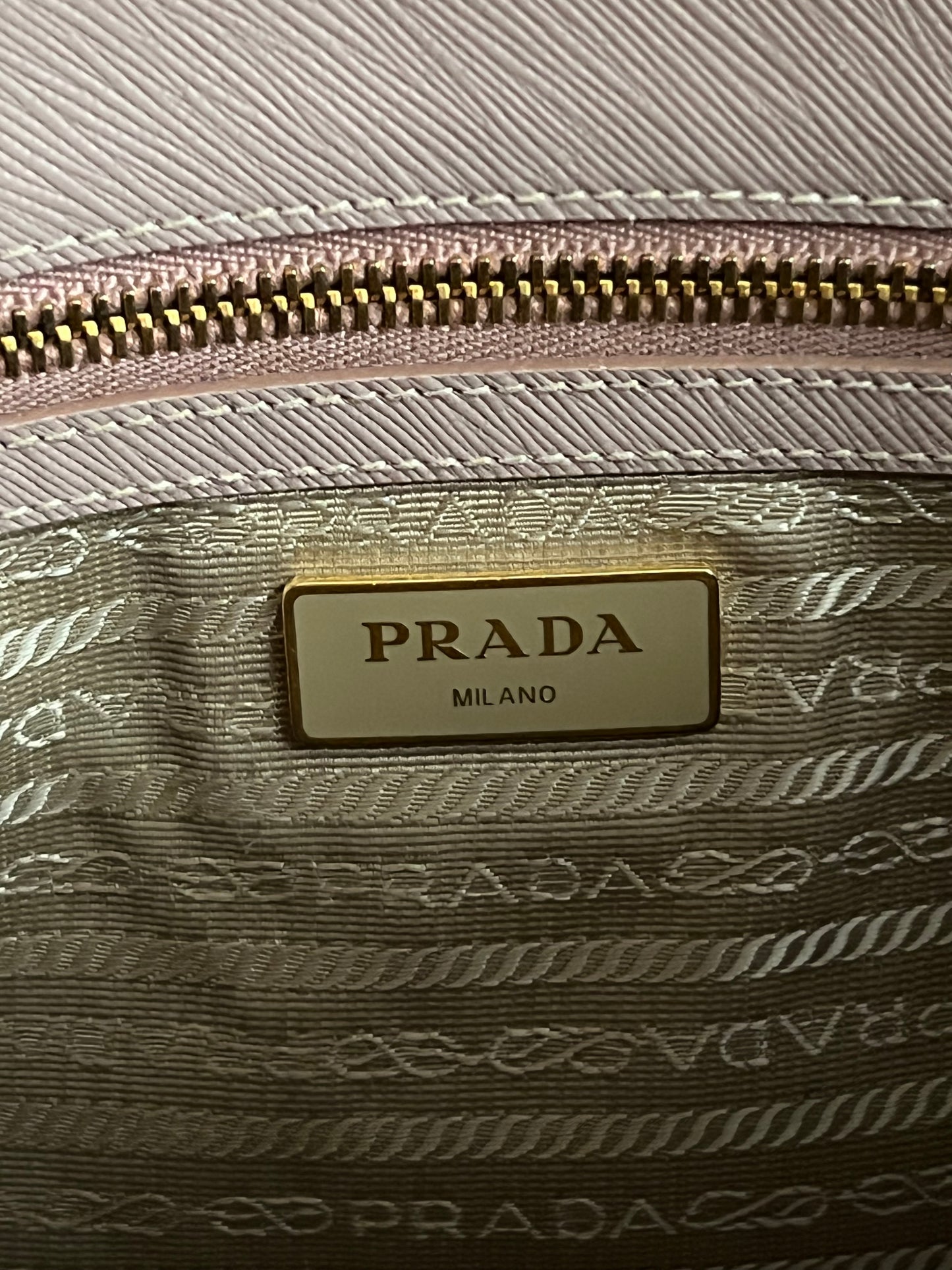 Prada Saffiano Lux Medium Galleria Zip Tote