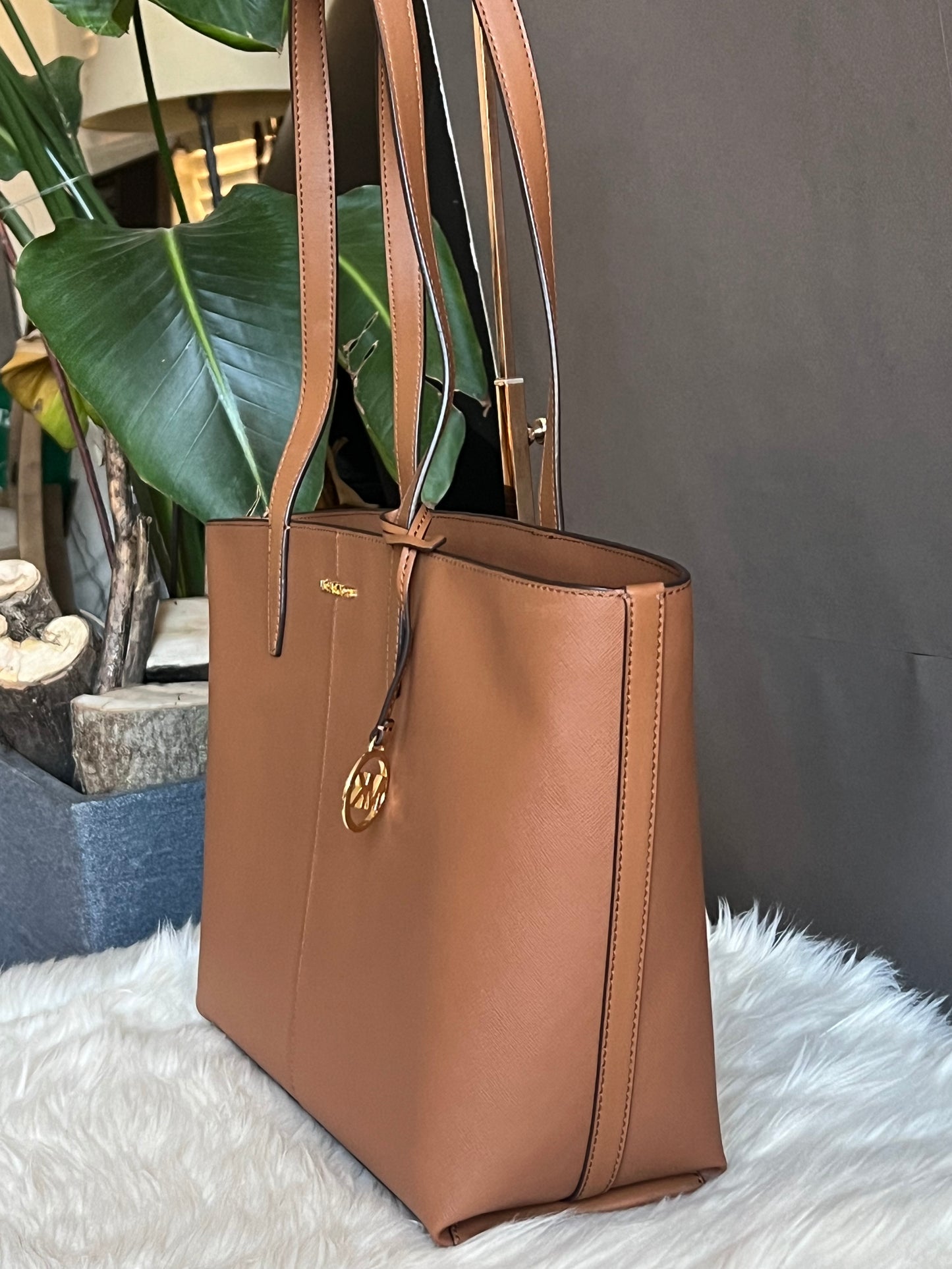 Michael Kors Jet Set Medium Tote Bag