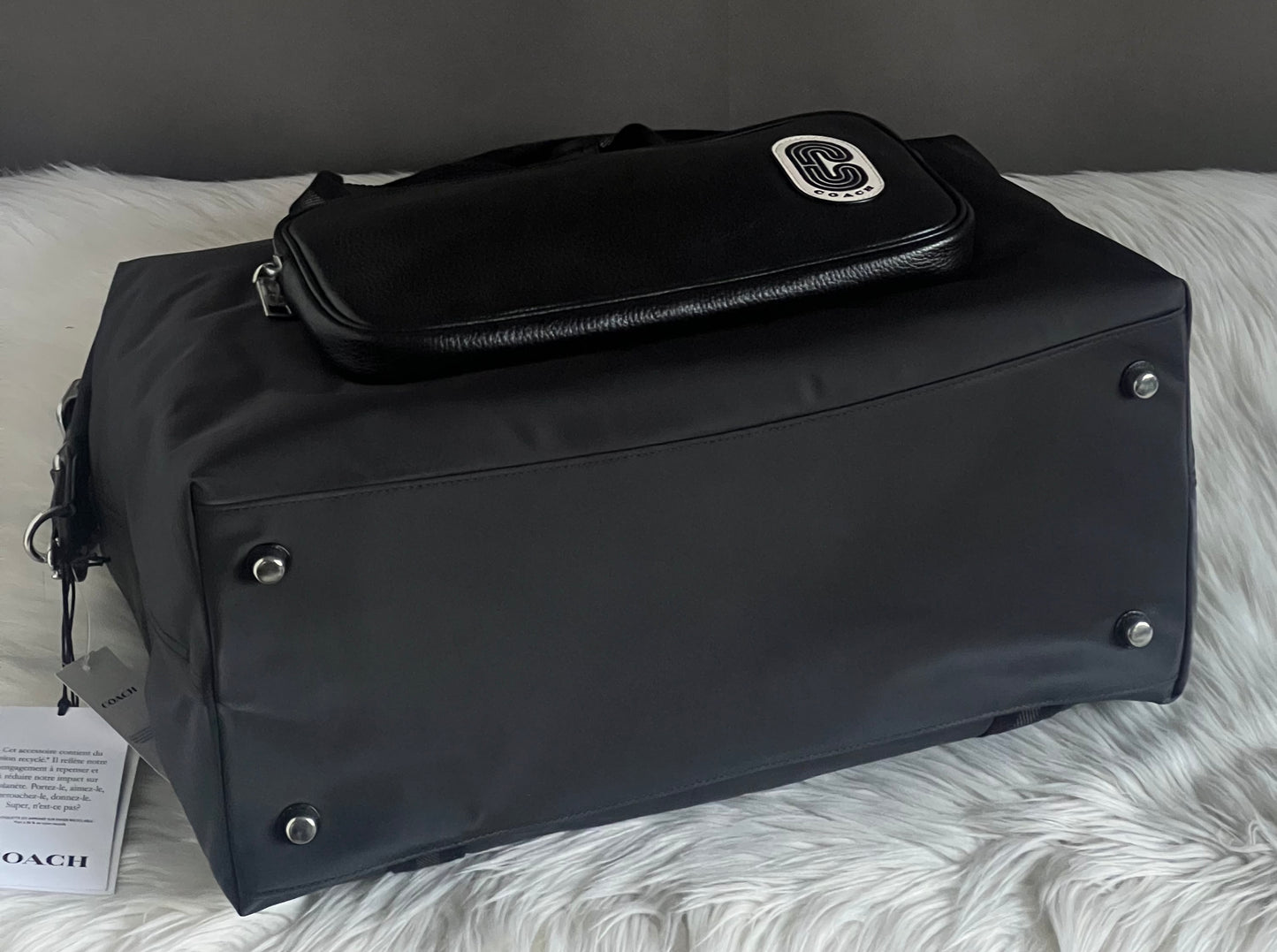 Coach Court Weekender