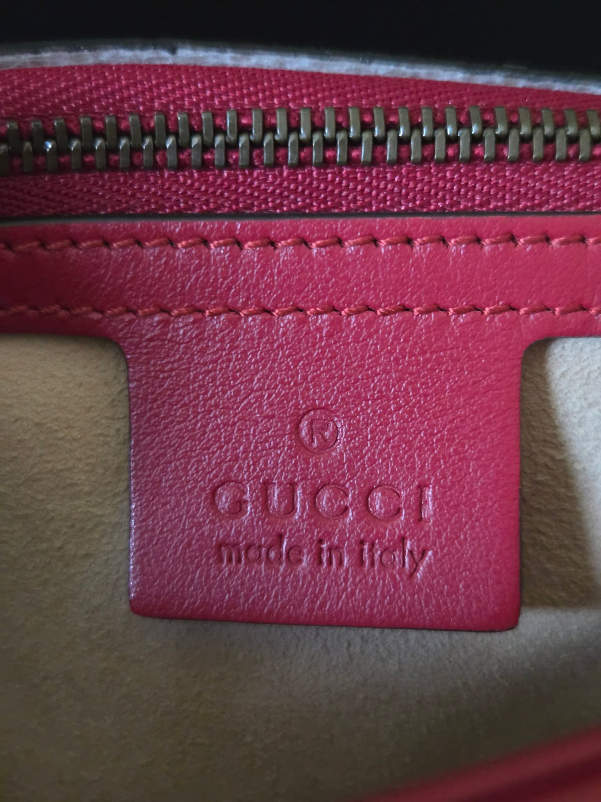 Gucci Small Marmont Flap