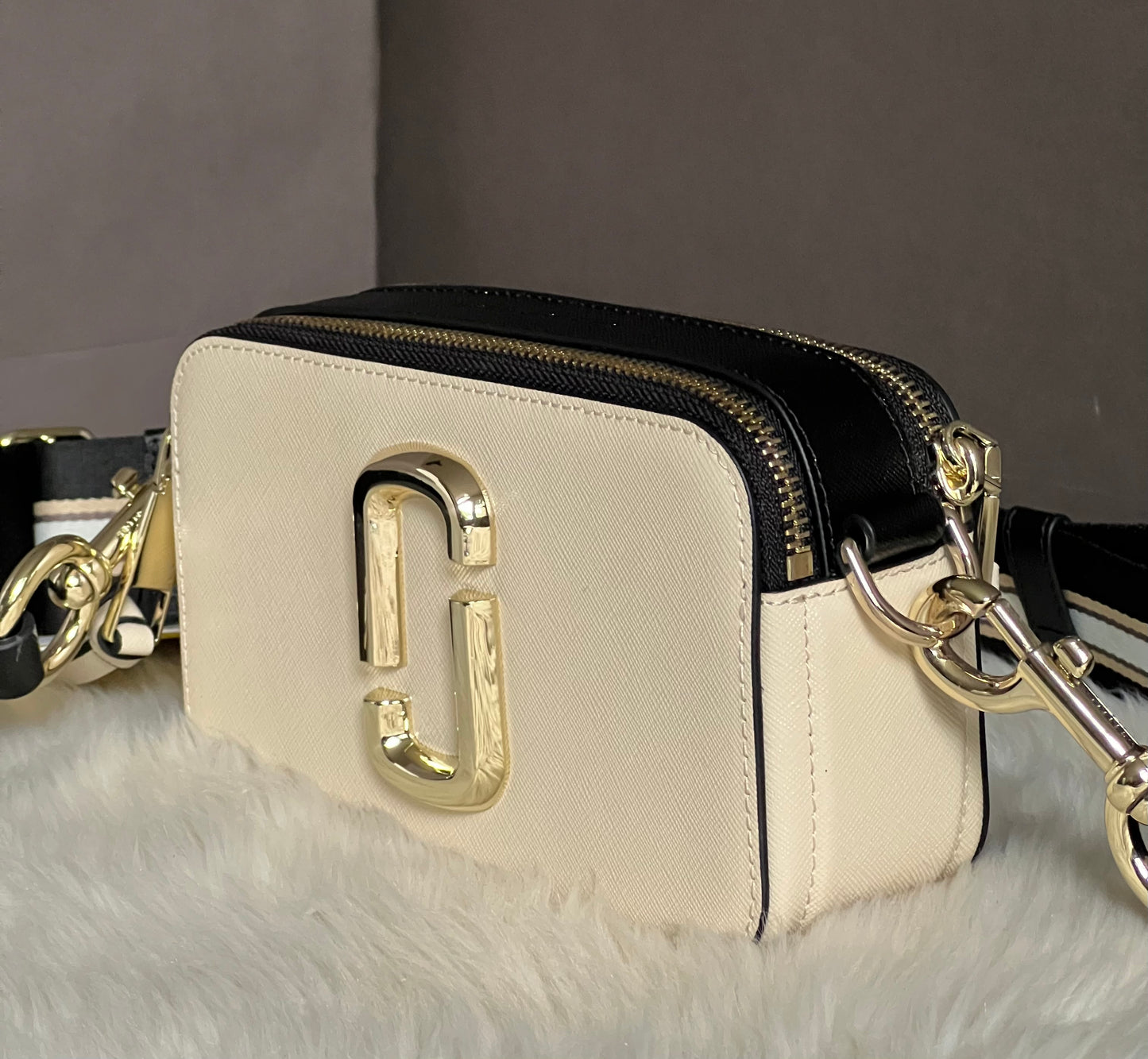 Marc Jacobs The Snapshot