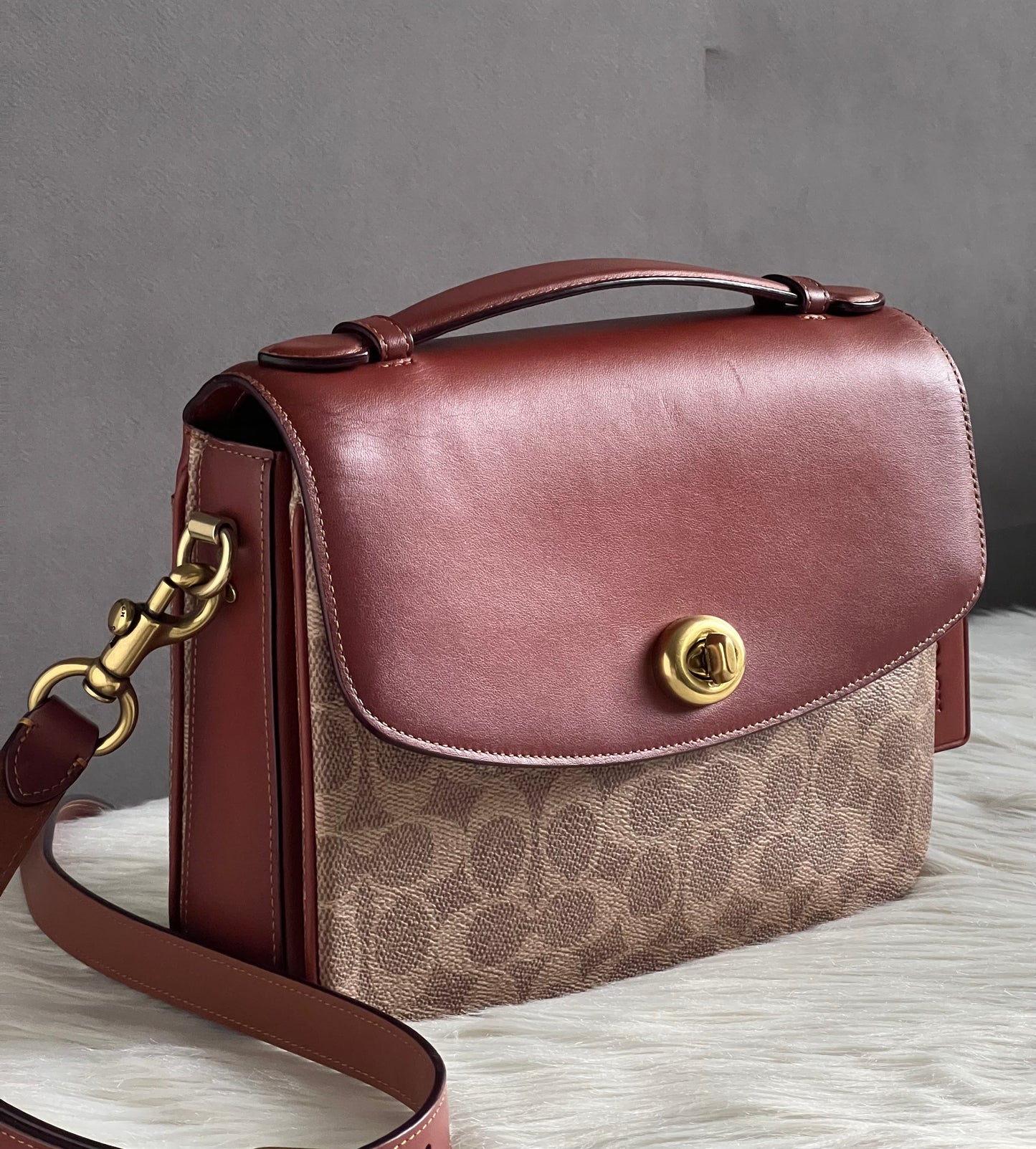 Coach Cassie Crossbody In Signature Canvas