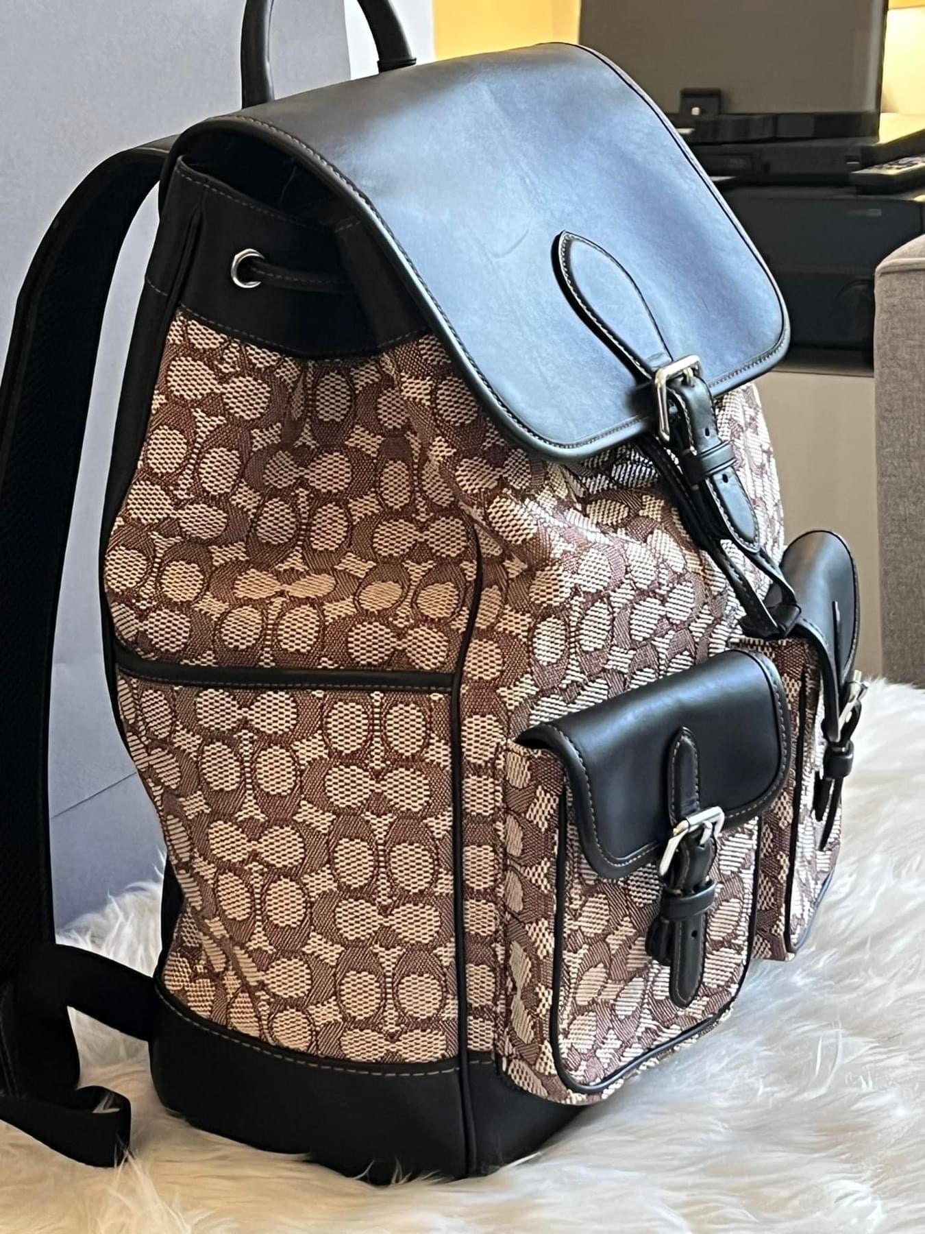 Coach Frankie Backpack in Signature Textile