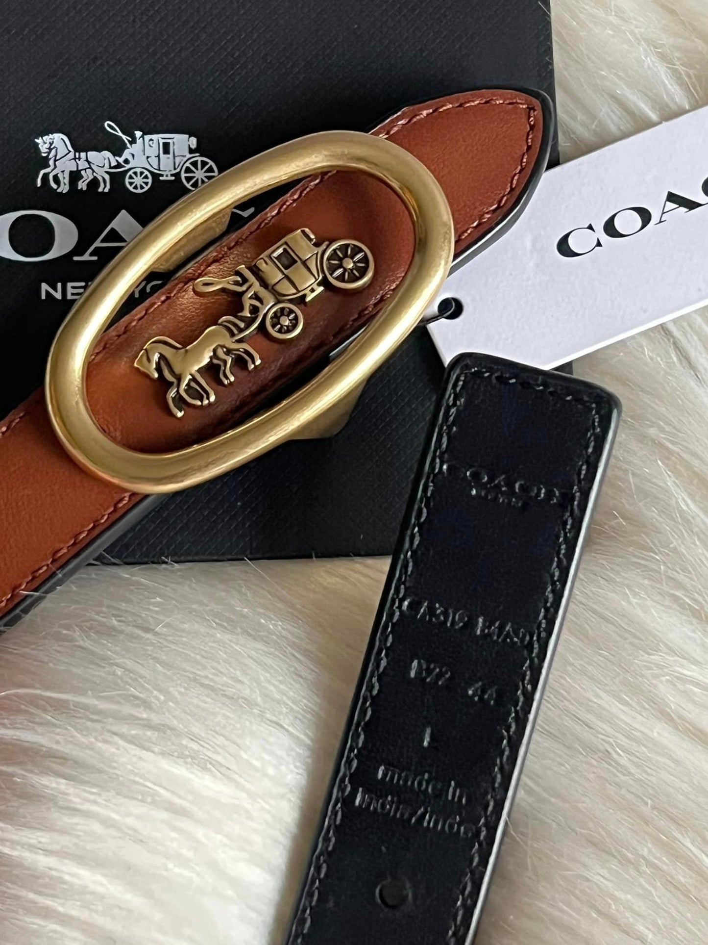 Coach Horse and Carriage Buckle Reversible Belt