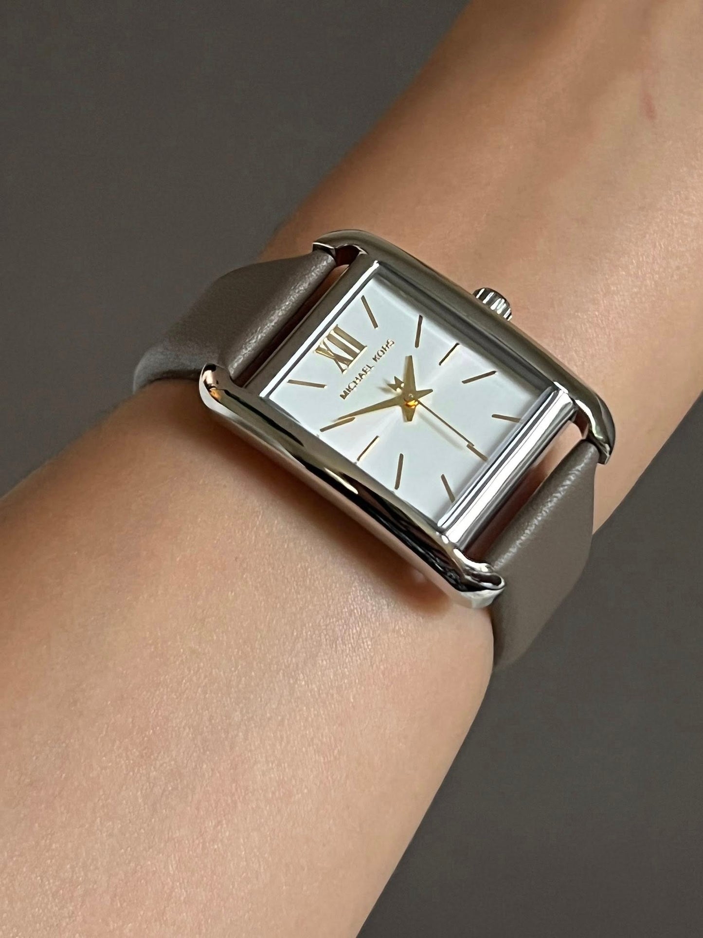 Michael Kors Women’s Three-Hand Dusk Leather Watch