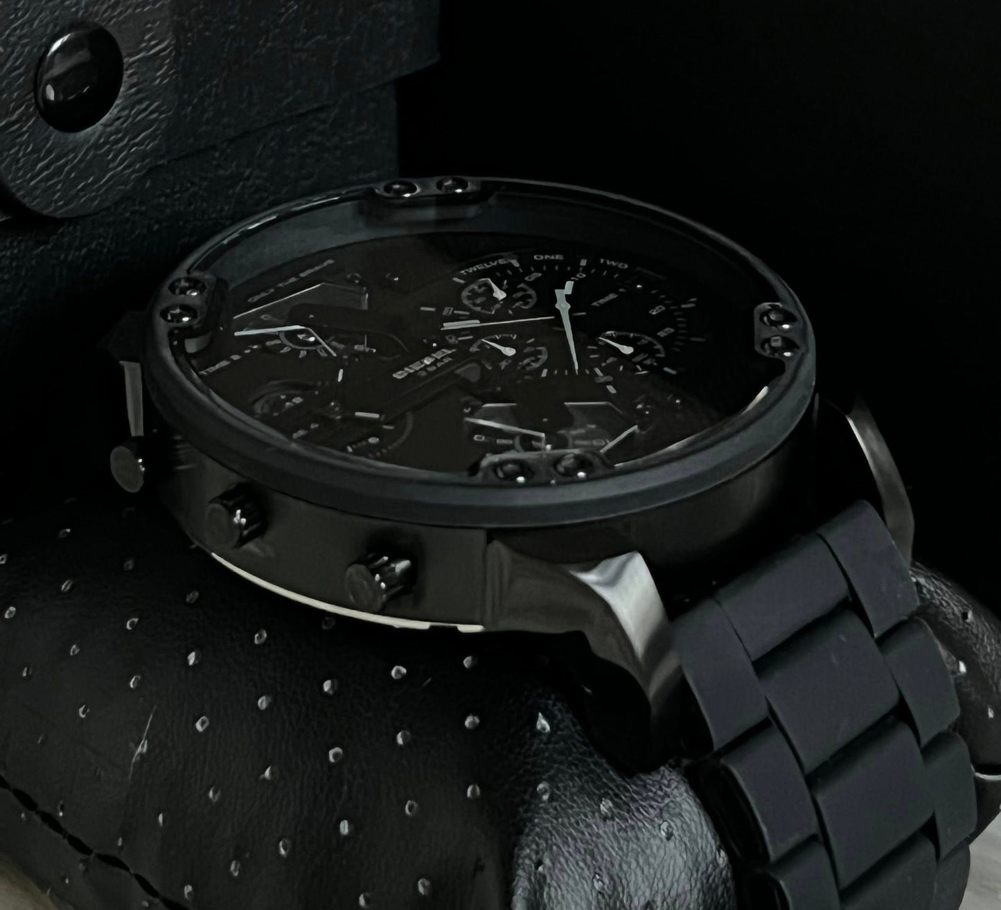 Diesel Men’s Mr. Daddy 2.0 Chronograph Black Dial Watch