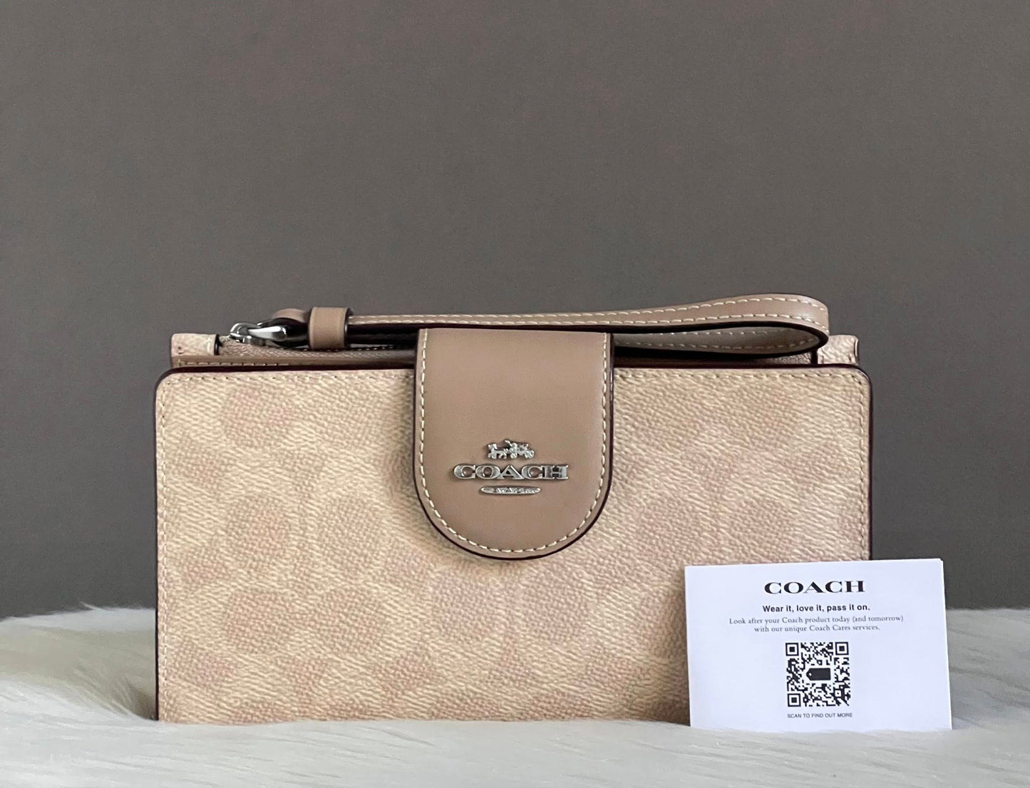 Coach Phone Wallet In Signature Canvas