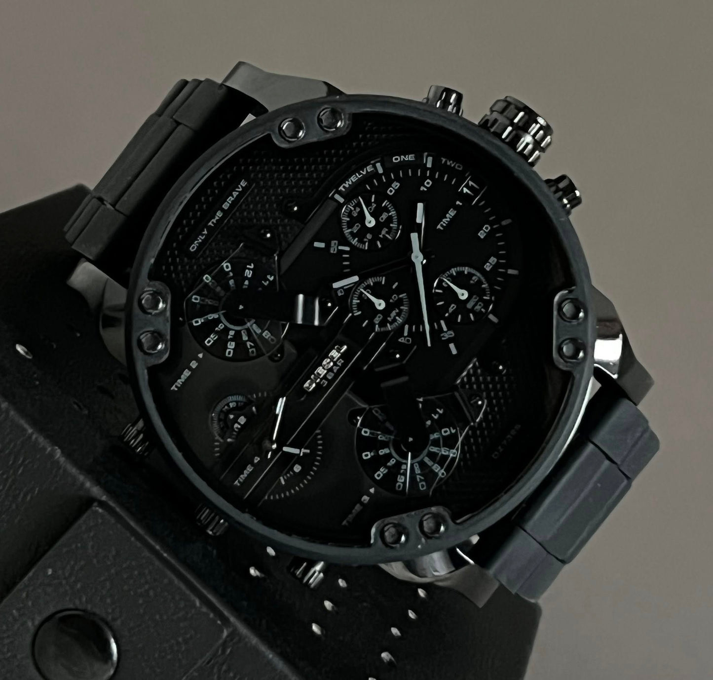 Diesel Men’s Mr. Daddy 2.0 Chronograph Black Dial Watch