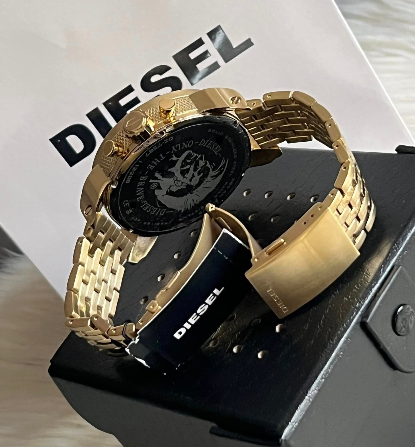 Diesel Men’s The Daddies Series Gold Analog Watch