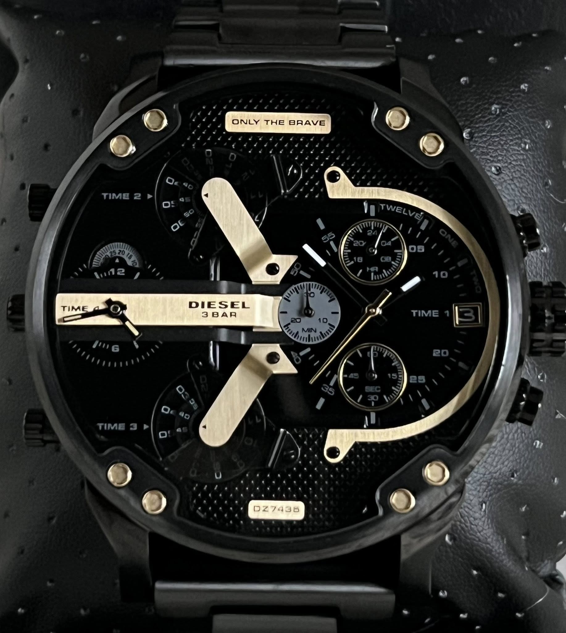 DZ7435 - Diesel Men's Mr. Daddy 2.0 Chrono Black Dial Leather
