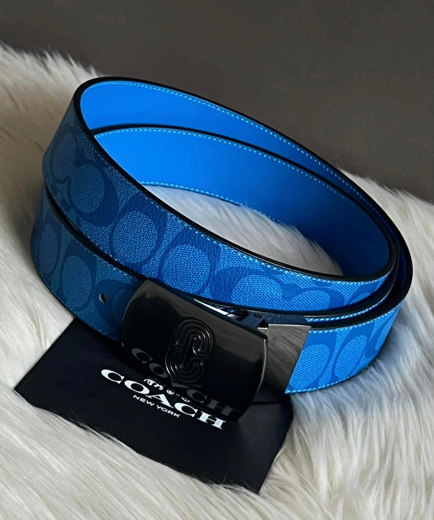 Coach Men’s Plaque Buckle Reversible Belt