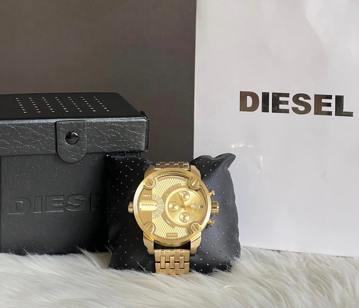 Diesel Men’s The Daddies Series Gold Analog Watch