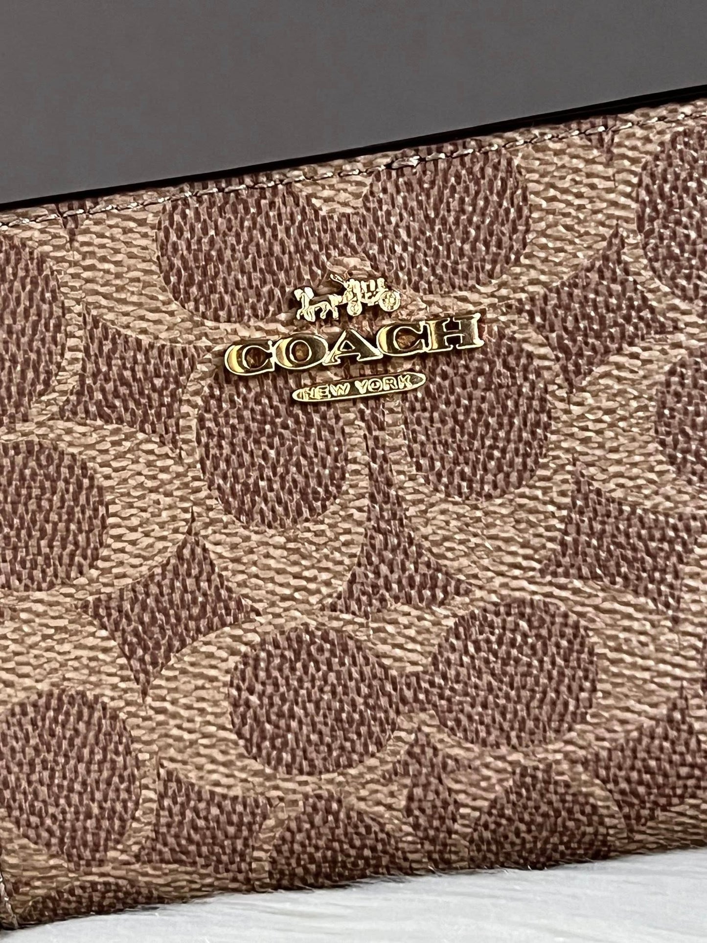 Coach Snap Wallet In Signature Canvas