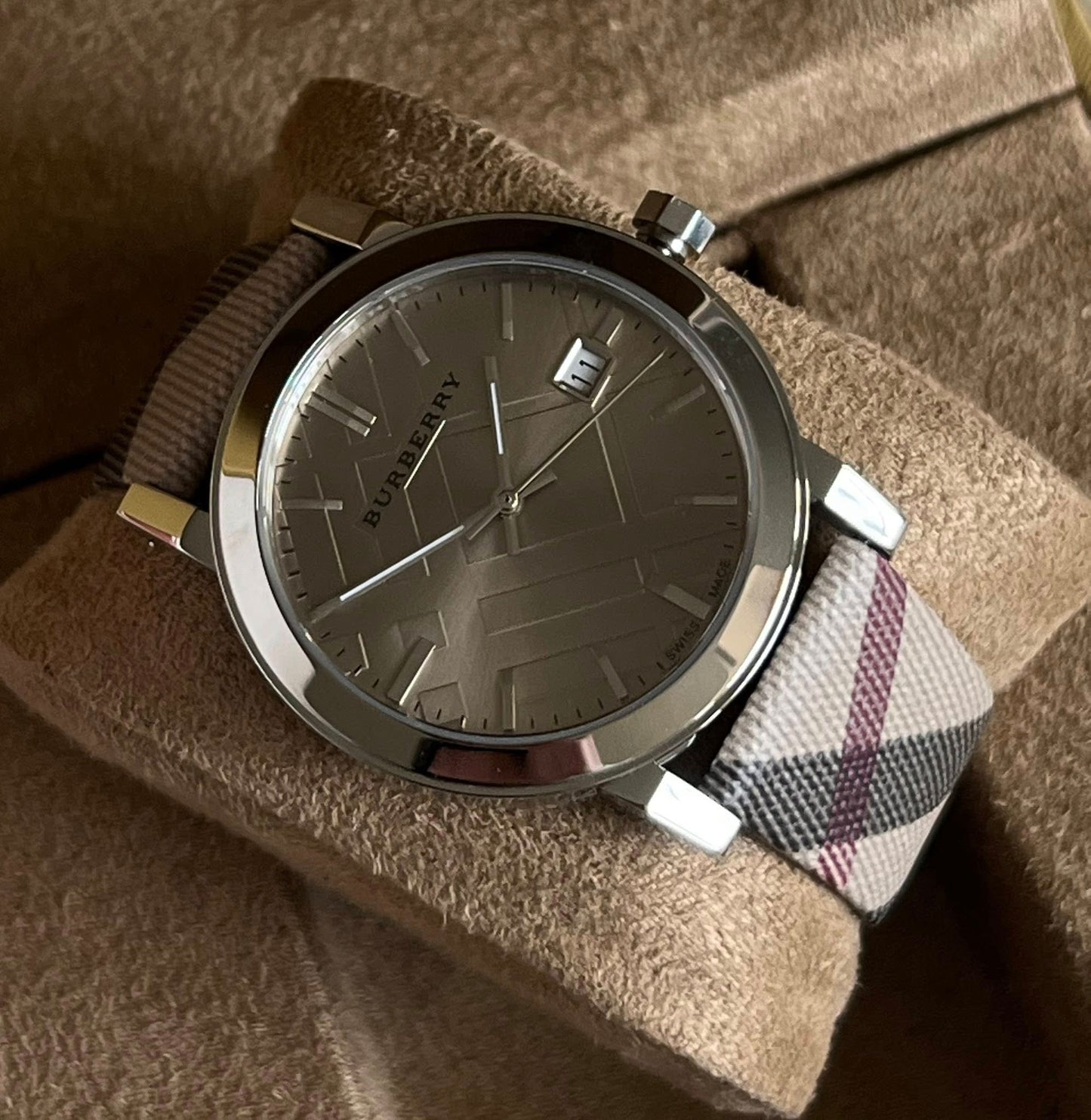 Burberry The City Nova Watch