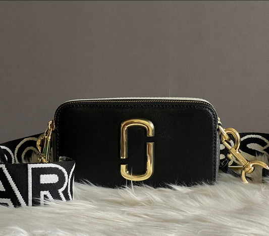 Marc Jacobs The Snapshot