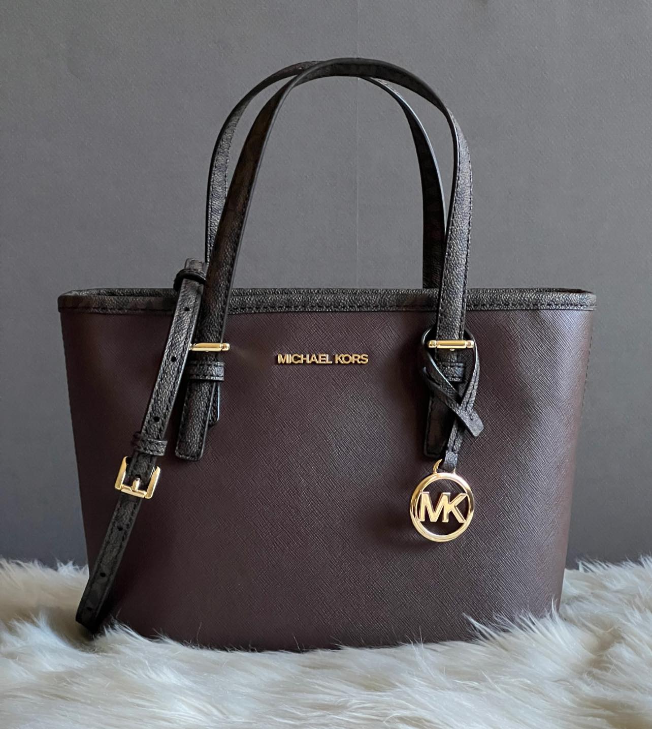 Michael Kors Jet Set Travel XS Logo Top-Zip Tote Bag