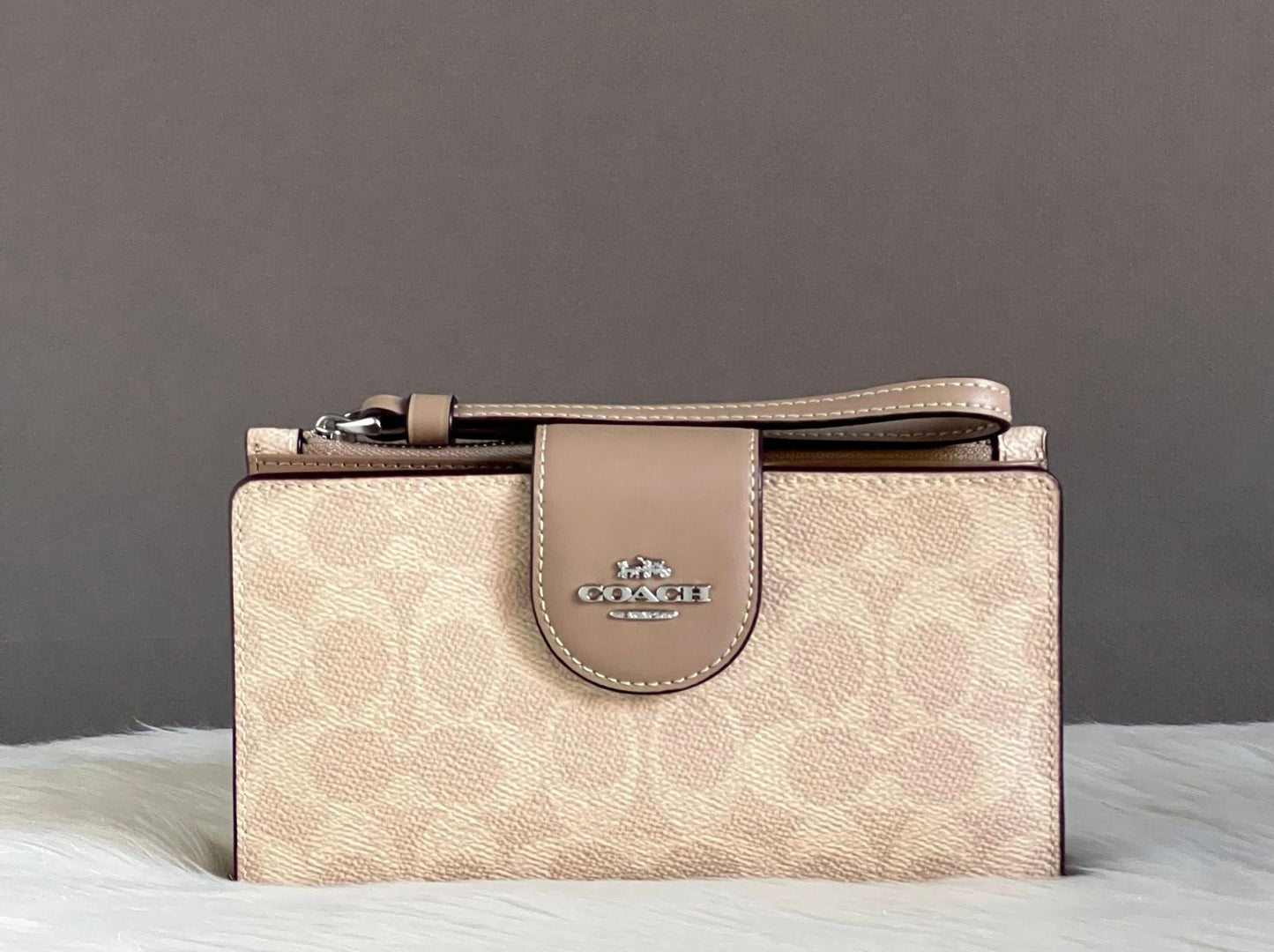 Coach Phone Wallet In Signature Canvas